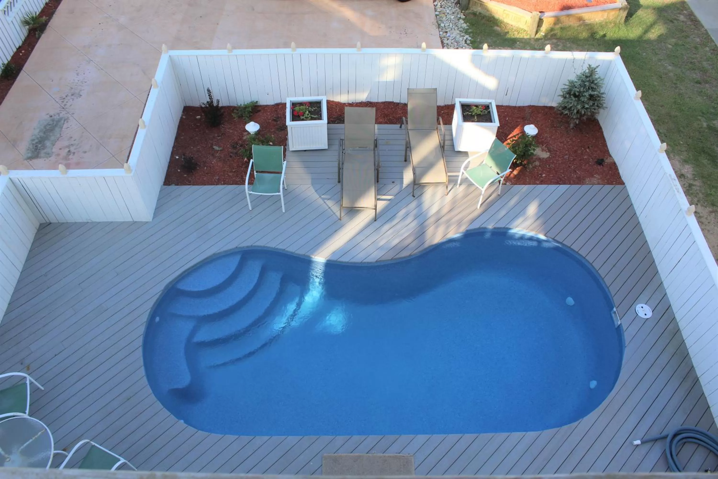 Swimming pool in Pierhouse Bed & Breakfast
