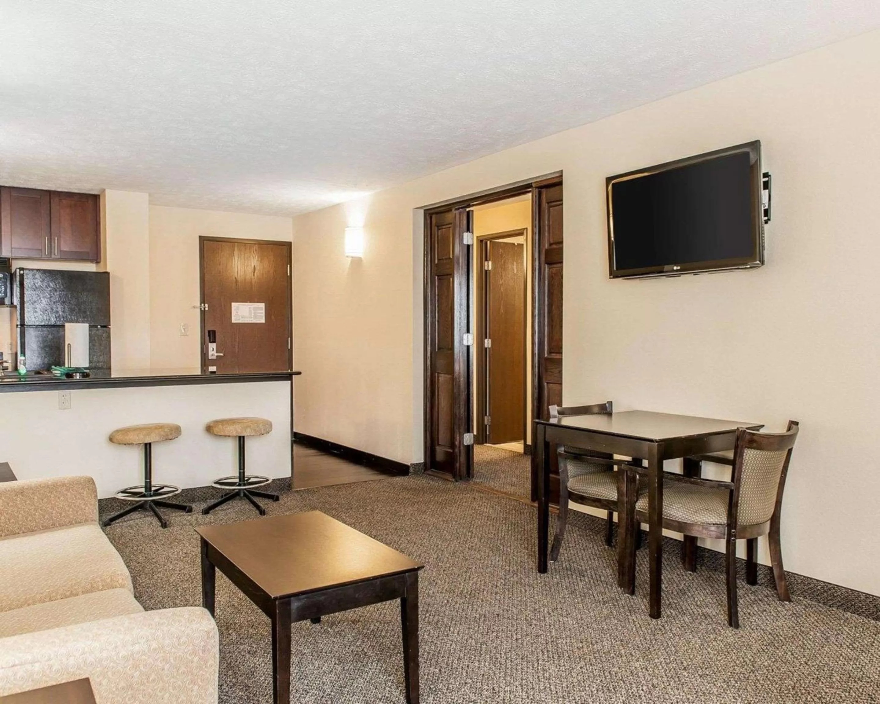 Photo of the whole room in Quality Inn & Suites Mattoon South