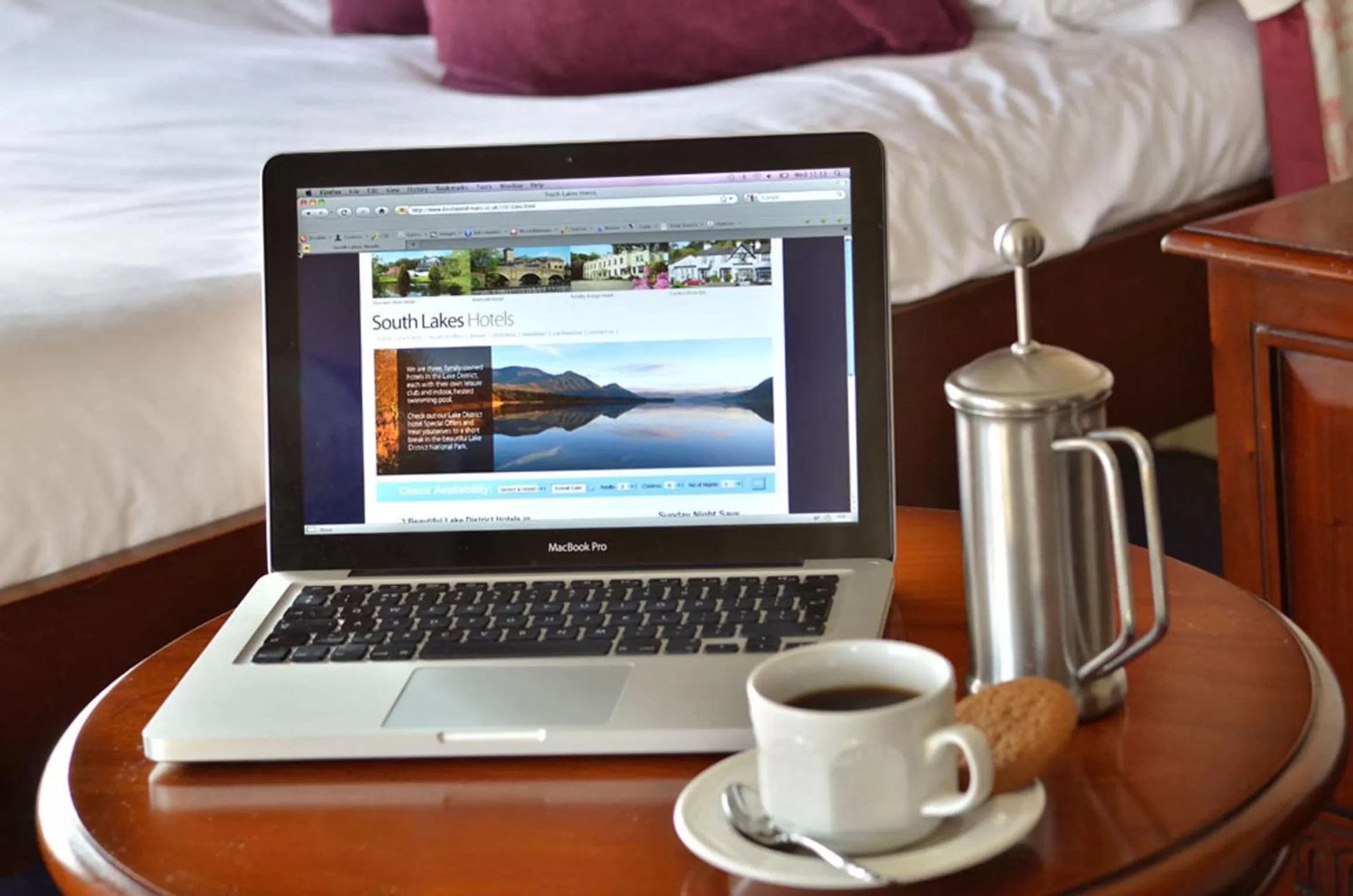 Coffee/tea facilities, Bed in Damson Dene Hotel