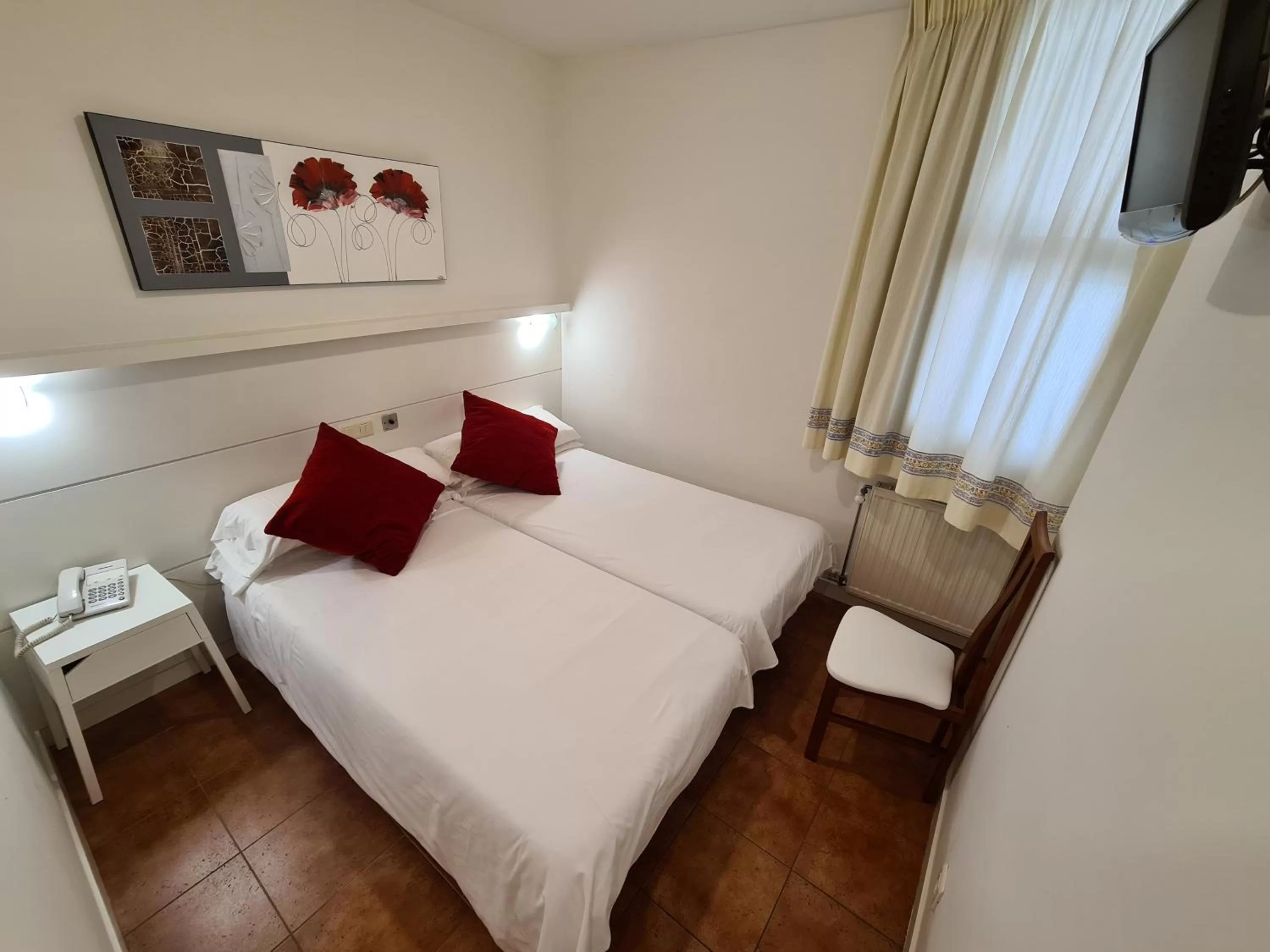 Bed in Hotel Jacobeo