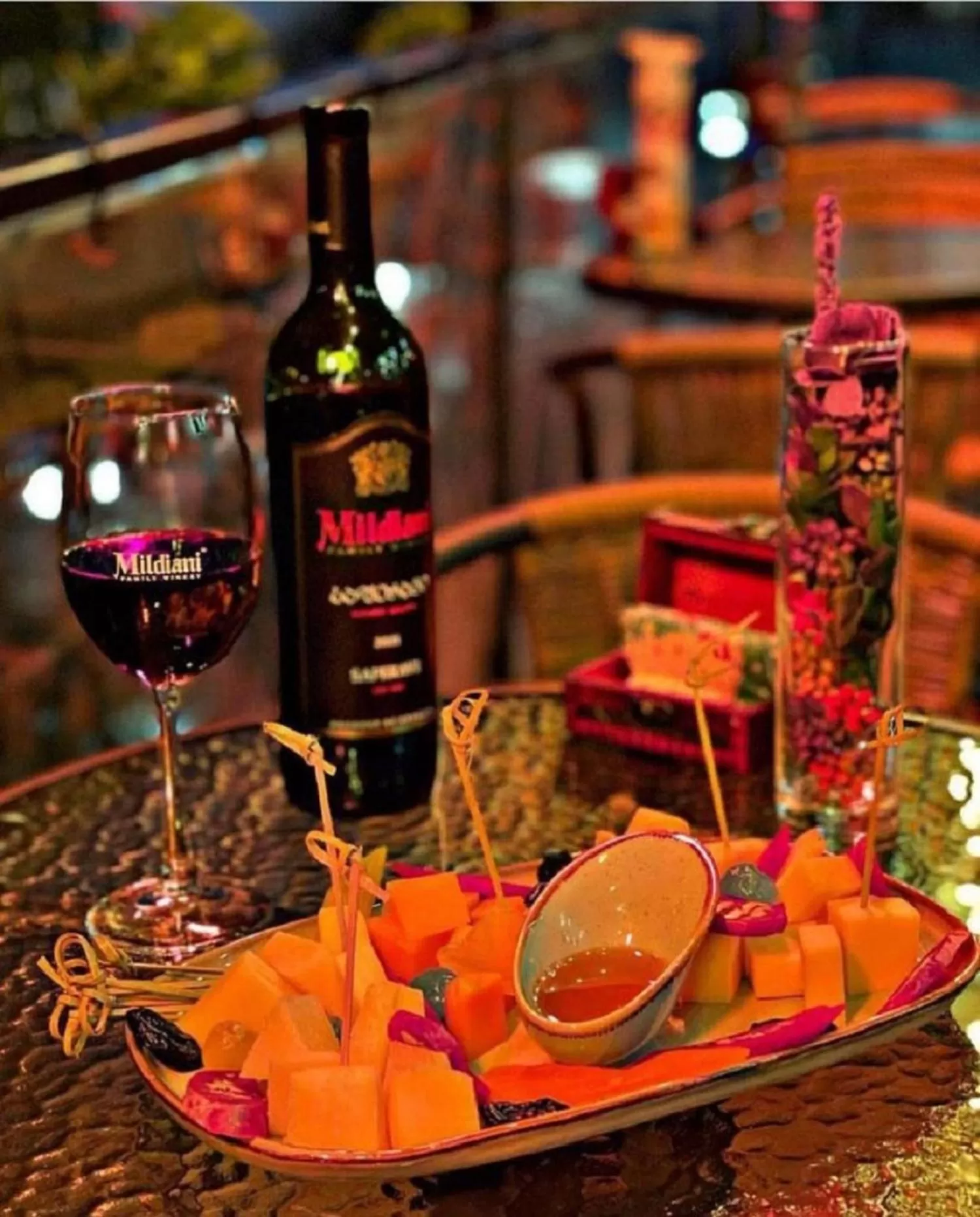 Restaurant/places to eat in Hotel Liberty Theatre