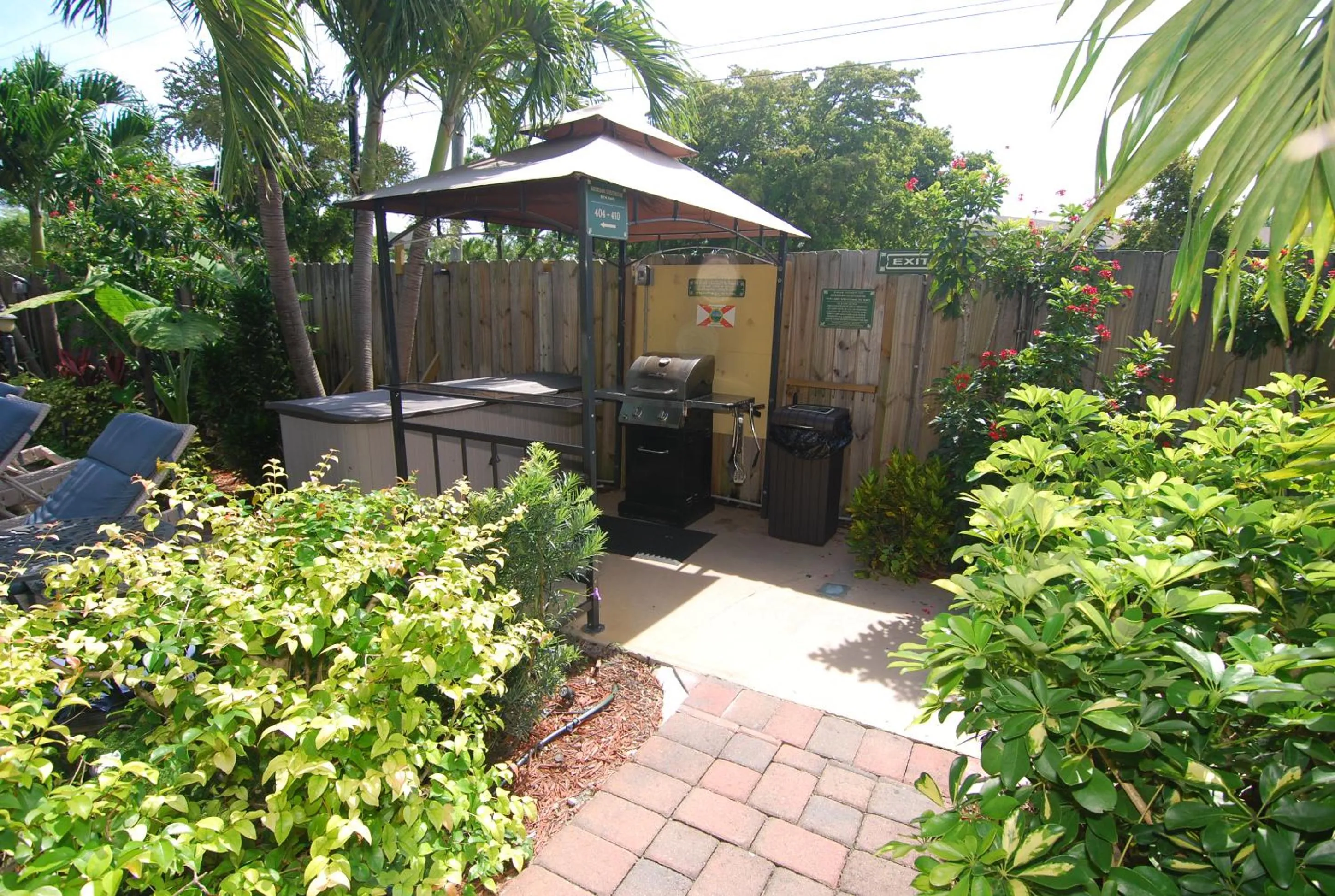 BBQ facilities in Sheridan Hostel