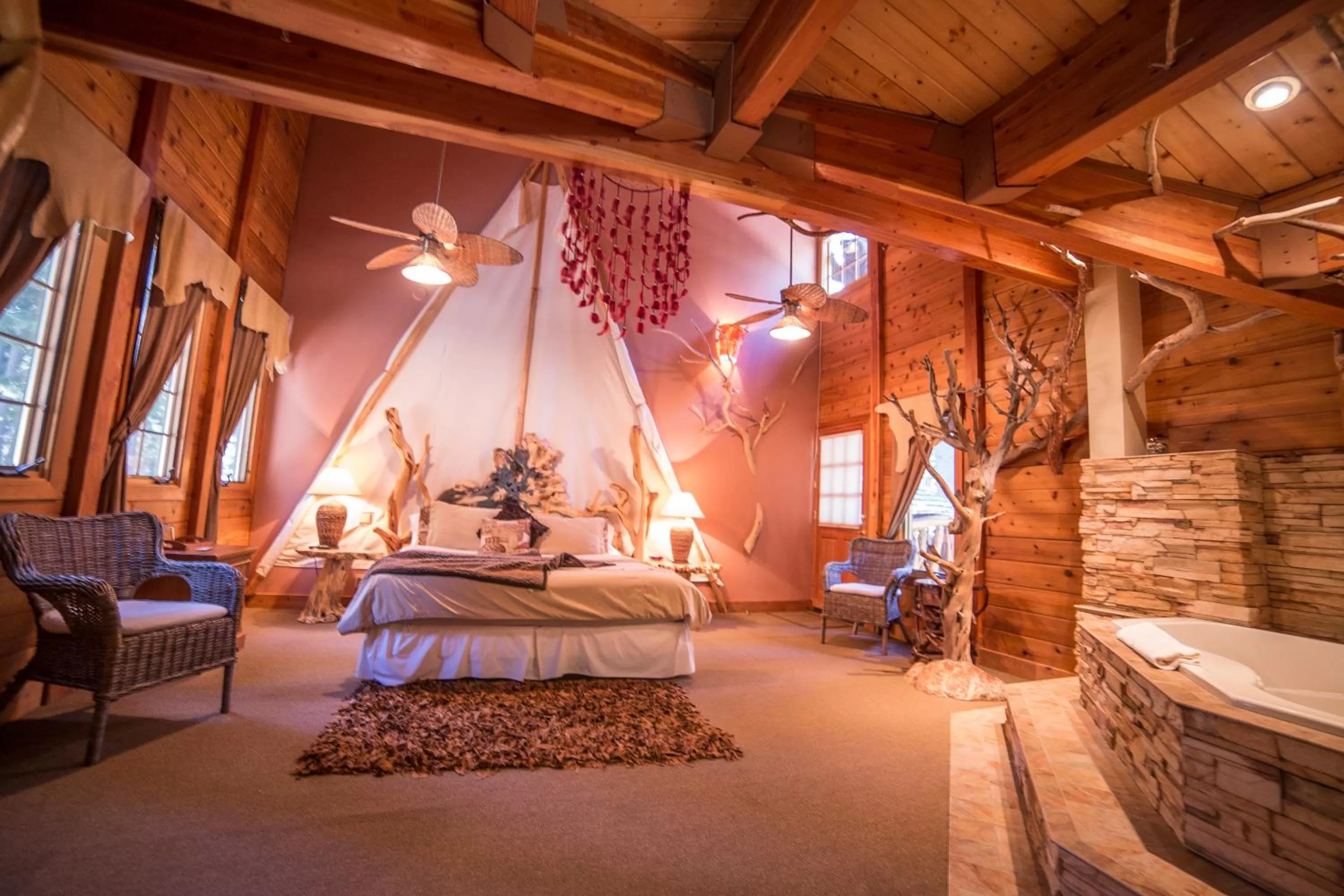 Photo of the whole room, Banquet Facilities in Cottage Inn At Lake Tahoe