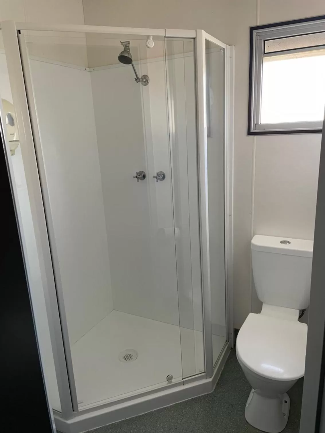 Shower in Manjimup Kingsley Motel