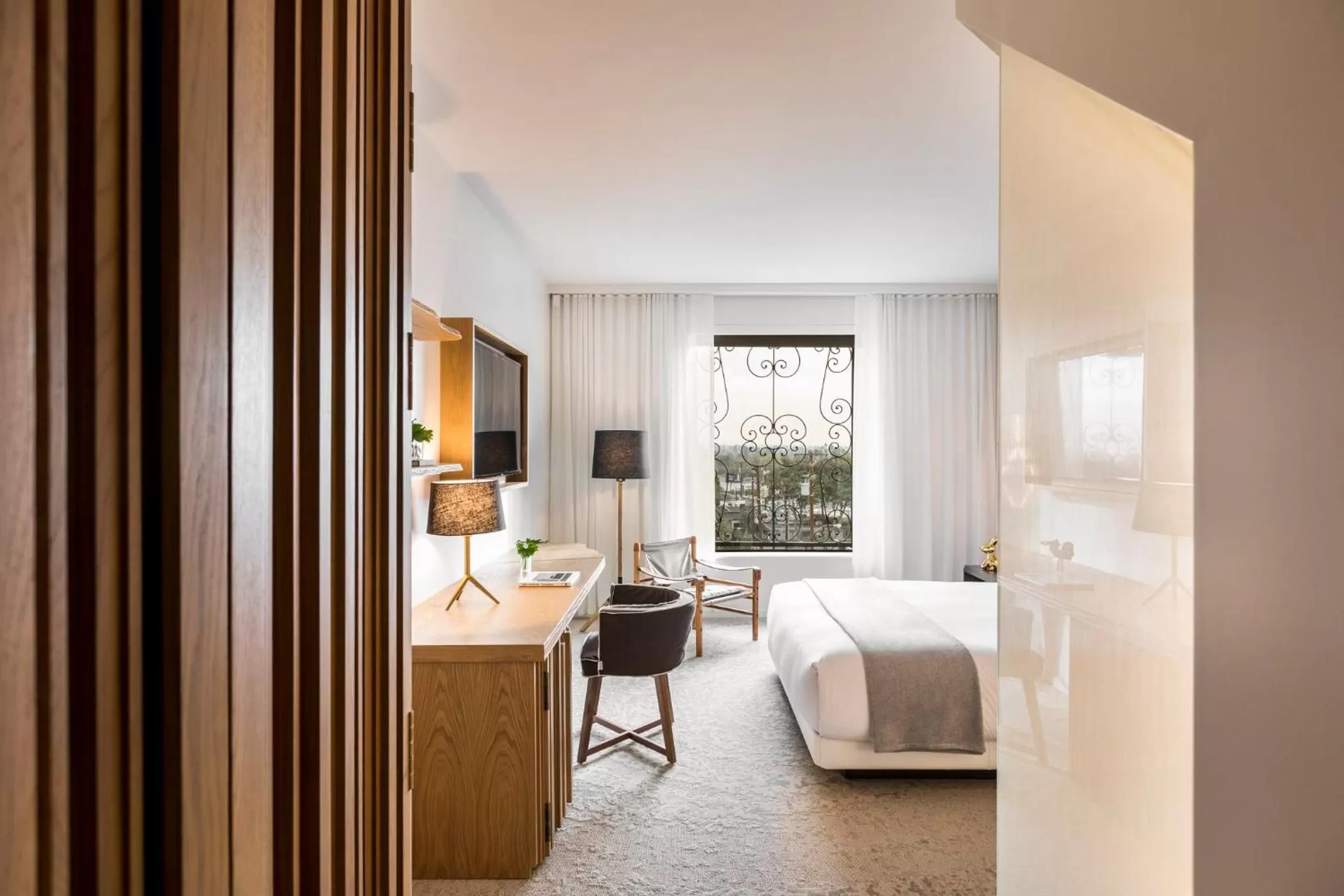 Photo of the whole room, Bed in Kimpton La Peer Hotel West Hollywood by IHG