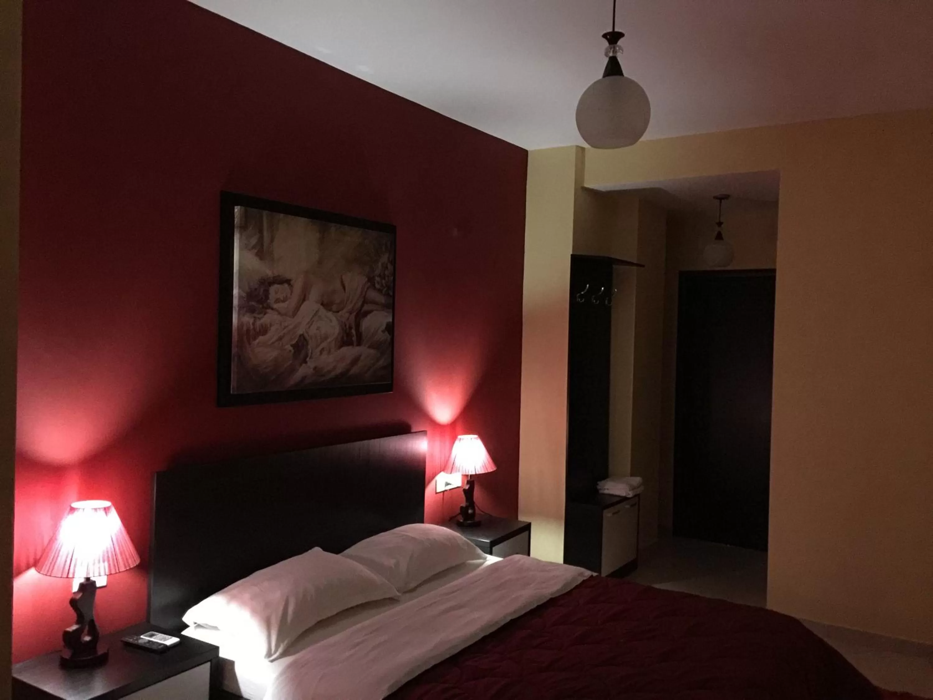 Garden view, Bed in Haris Hotel