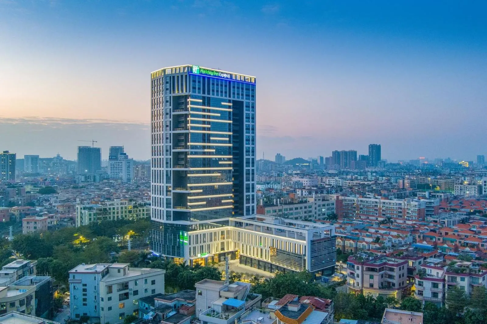 Property building in Holiday Inn Express Shunde Daliang by IHG