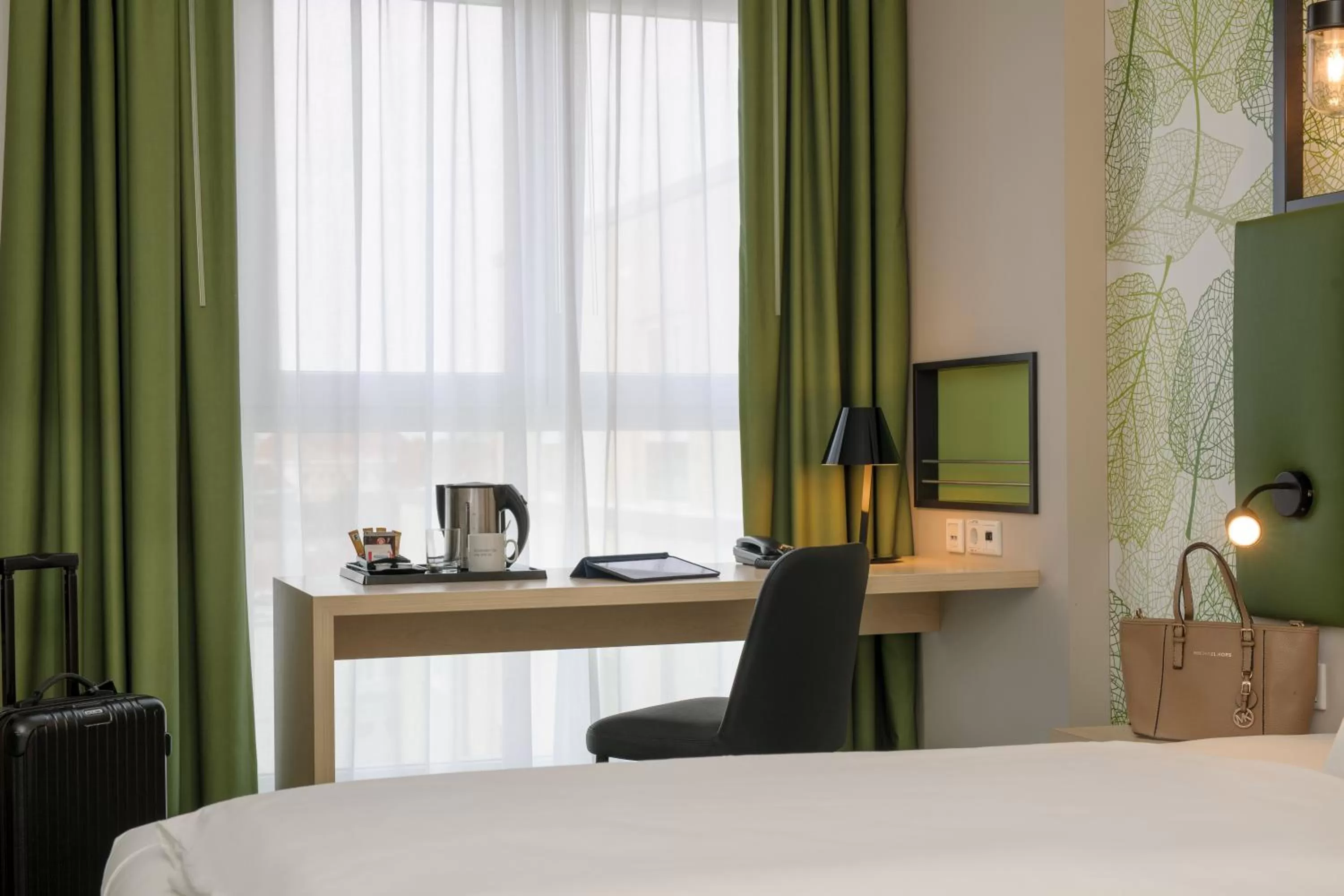 TV and multimedia, Bed in Mercure Hotel Hannover Mitte