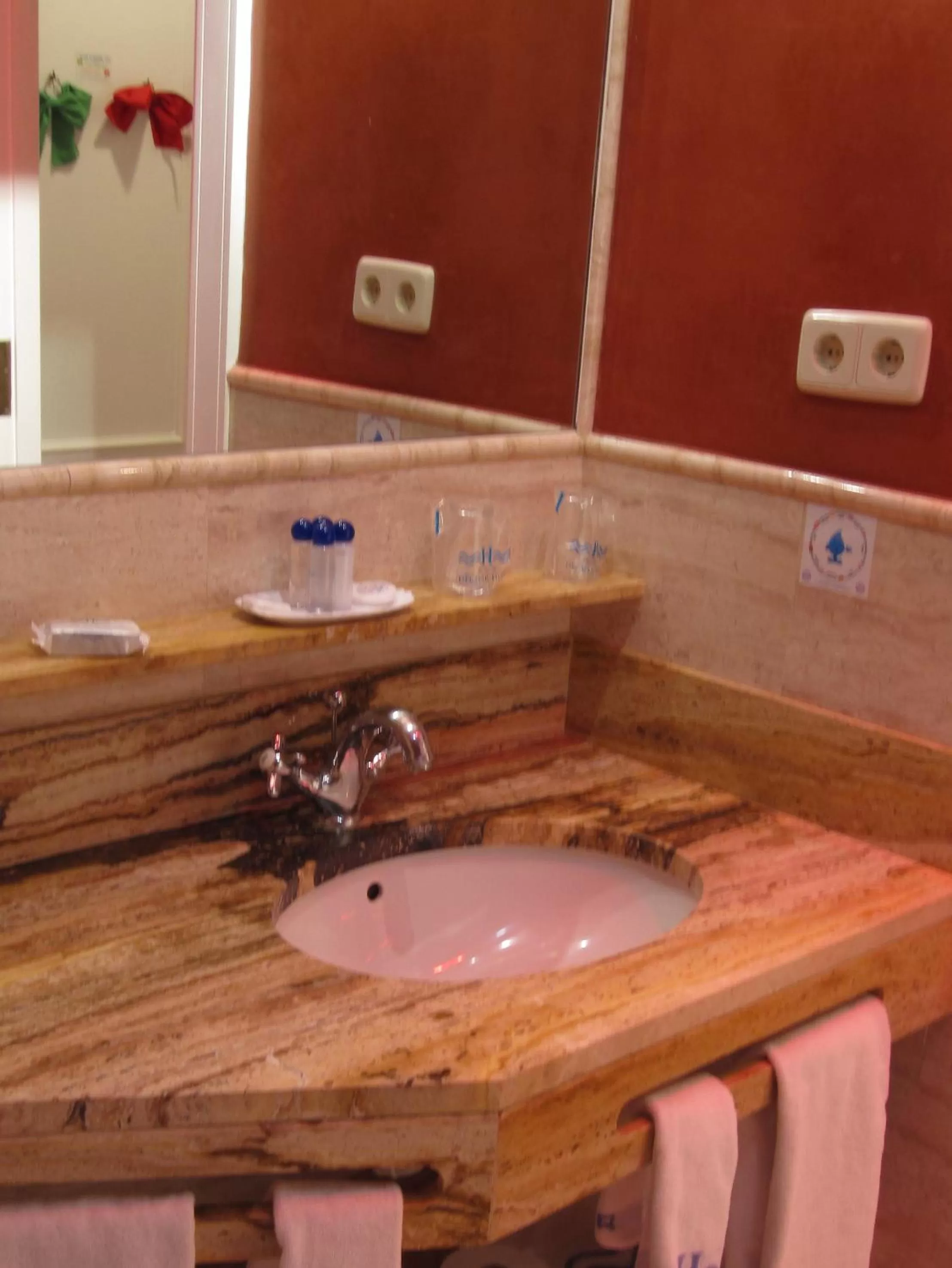 Twin Room (2 Adults + 1 Child ) in Del Mar Hotel & Spa