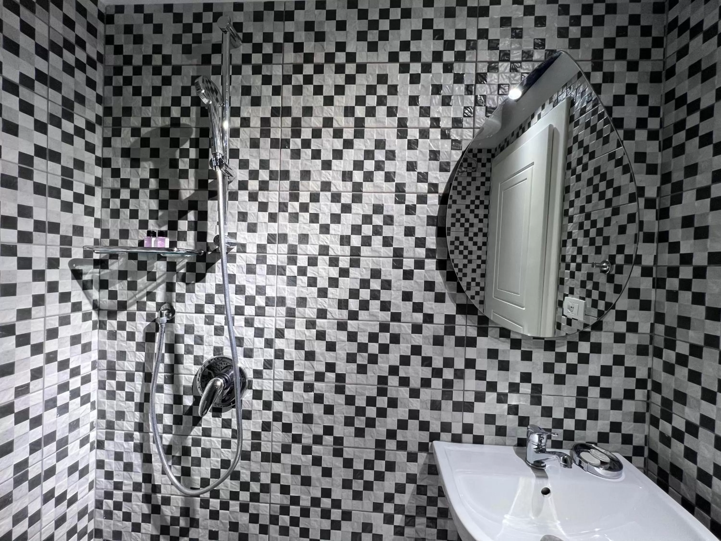 Shower, Bathroom in Bobi Hotel