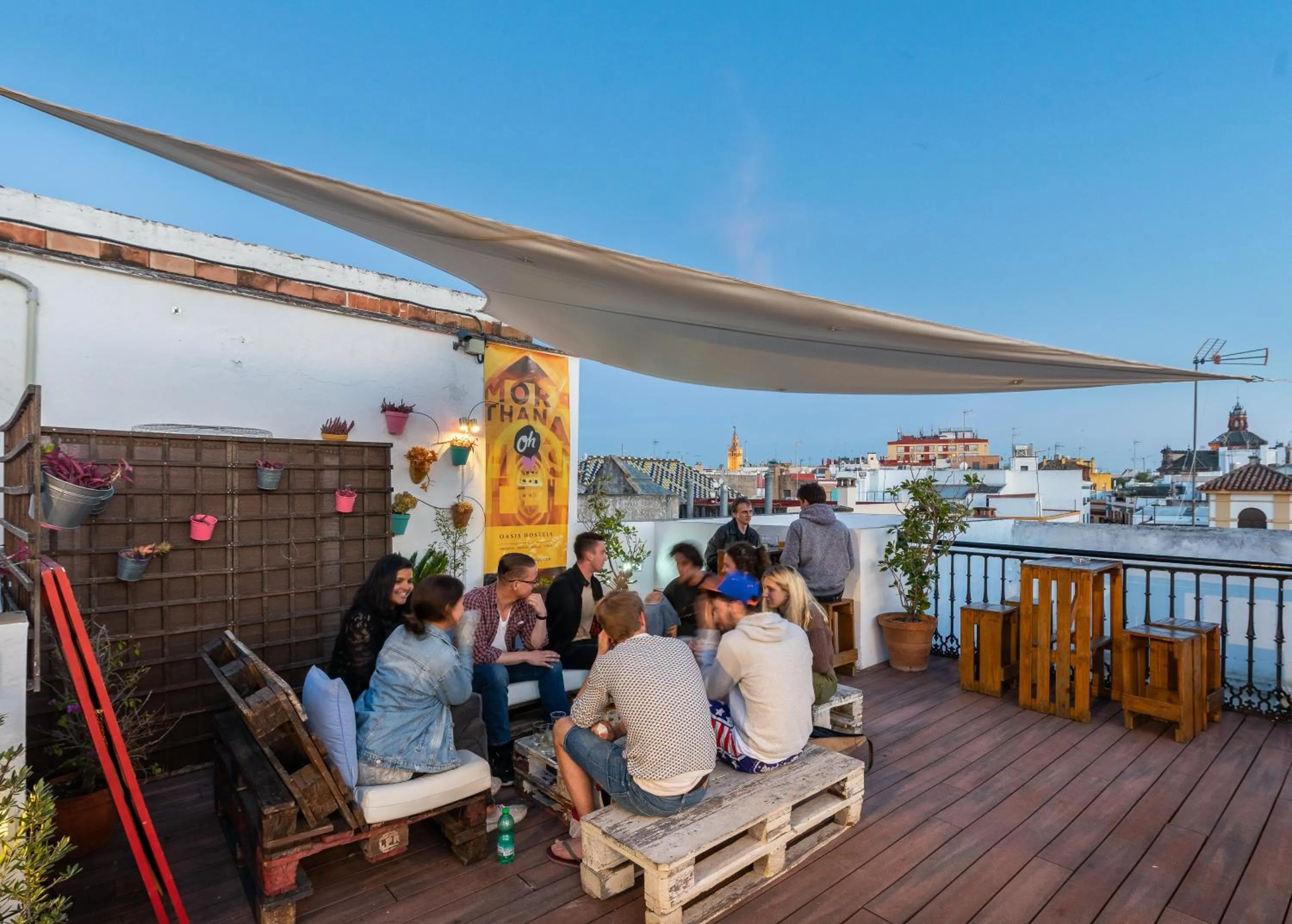 Balcony/Terrace in Oasis Backpackers' Hostel Palace Sevilla