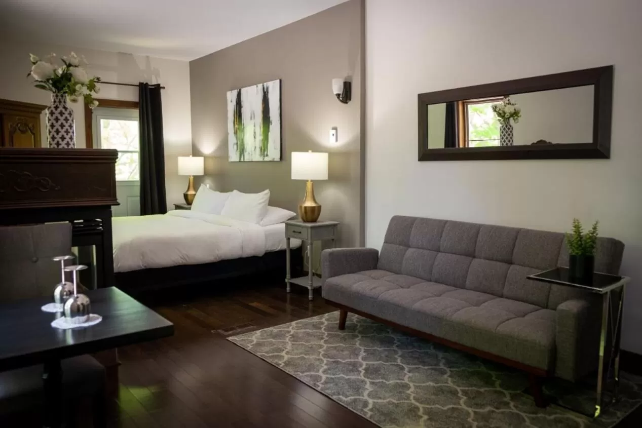 Seating Area in Auberge Nuits de St-Georges