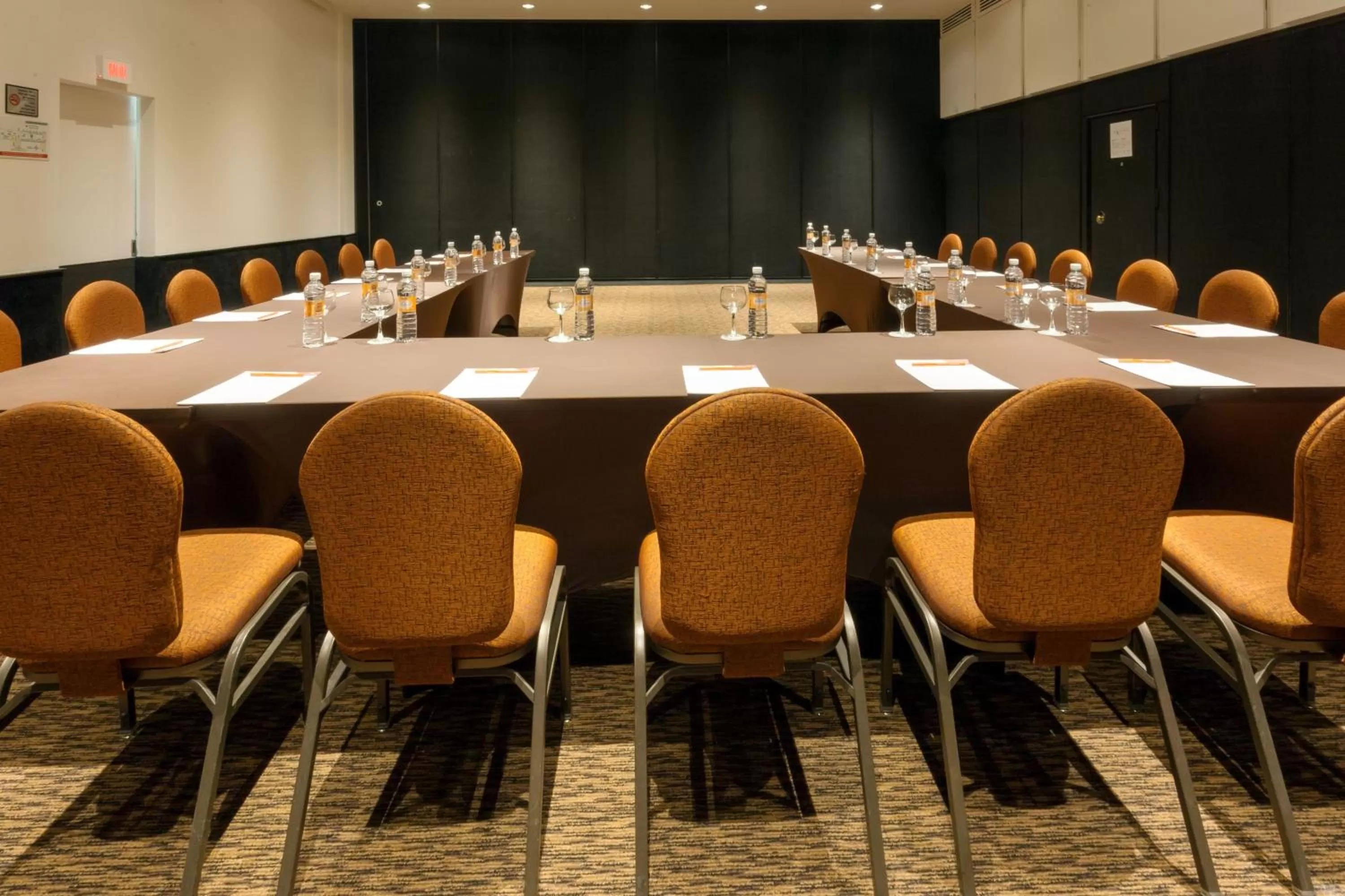 Meeting/conference room in Crowne Plaza Toluca - Lancaster by IHG