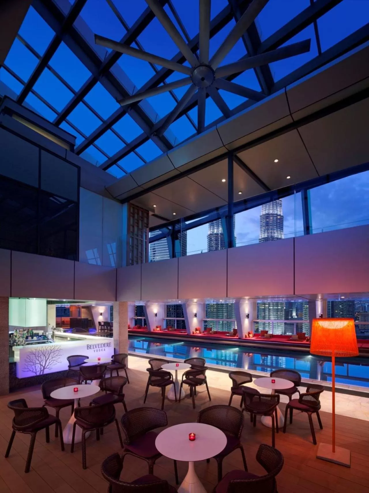 Lounge or bar in Traders Hotel, Kuala Lumpur