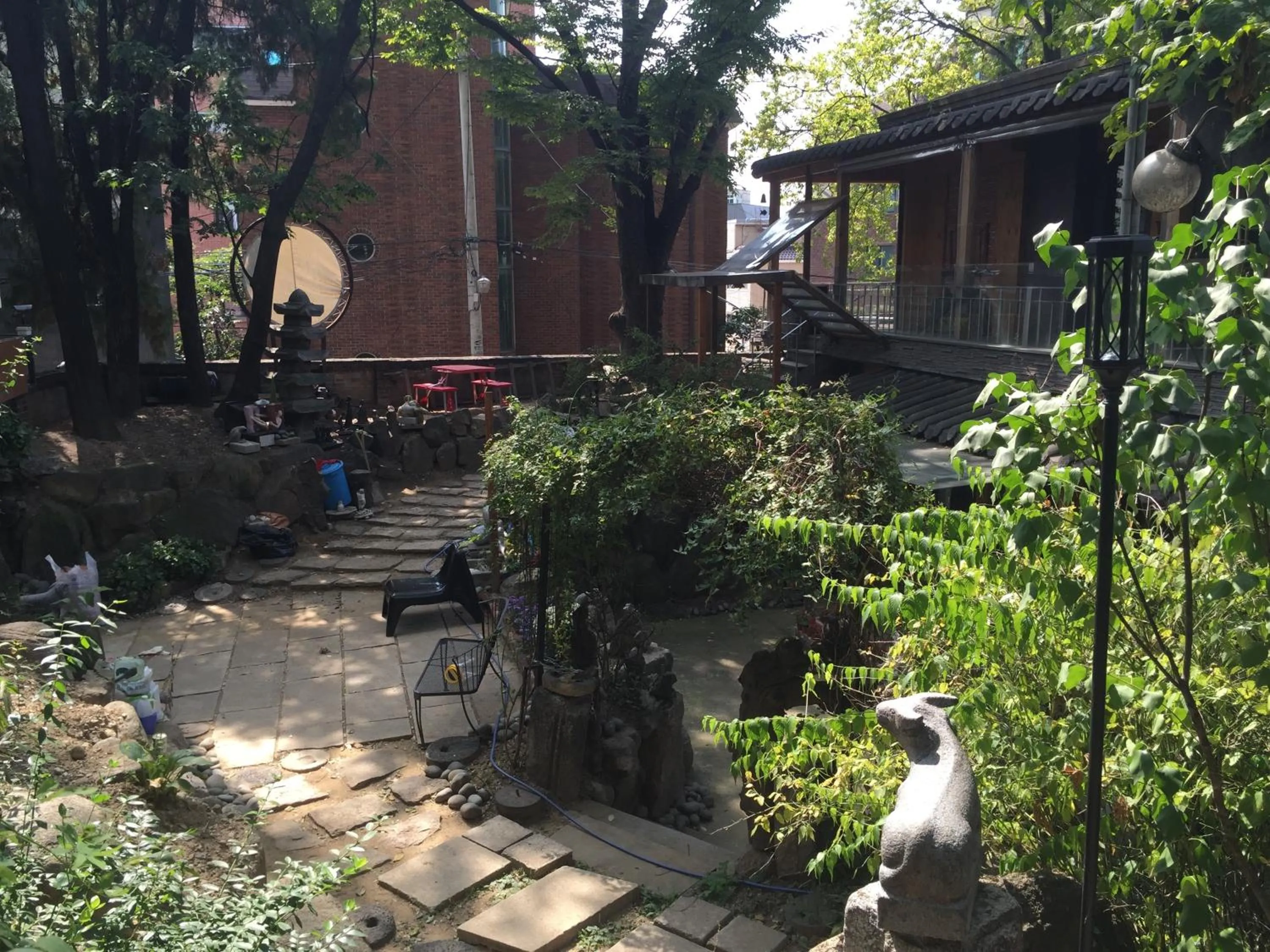 Garden in Jiwoljang Guesthouse
