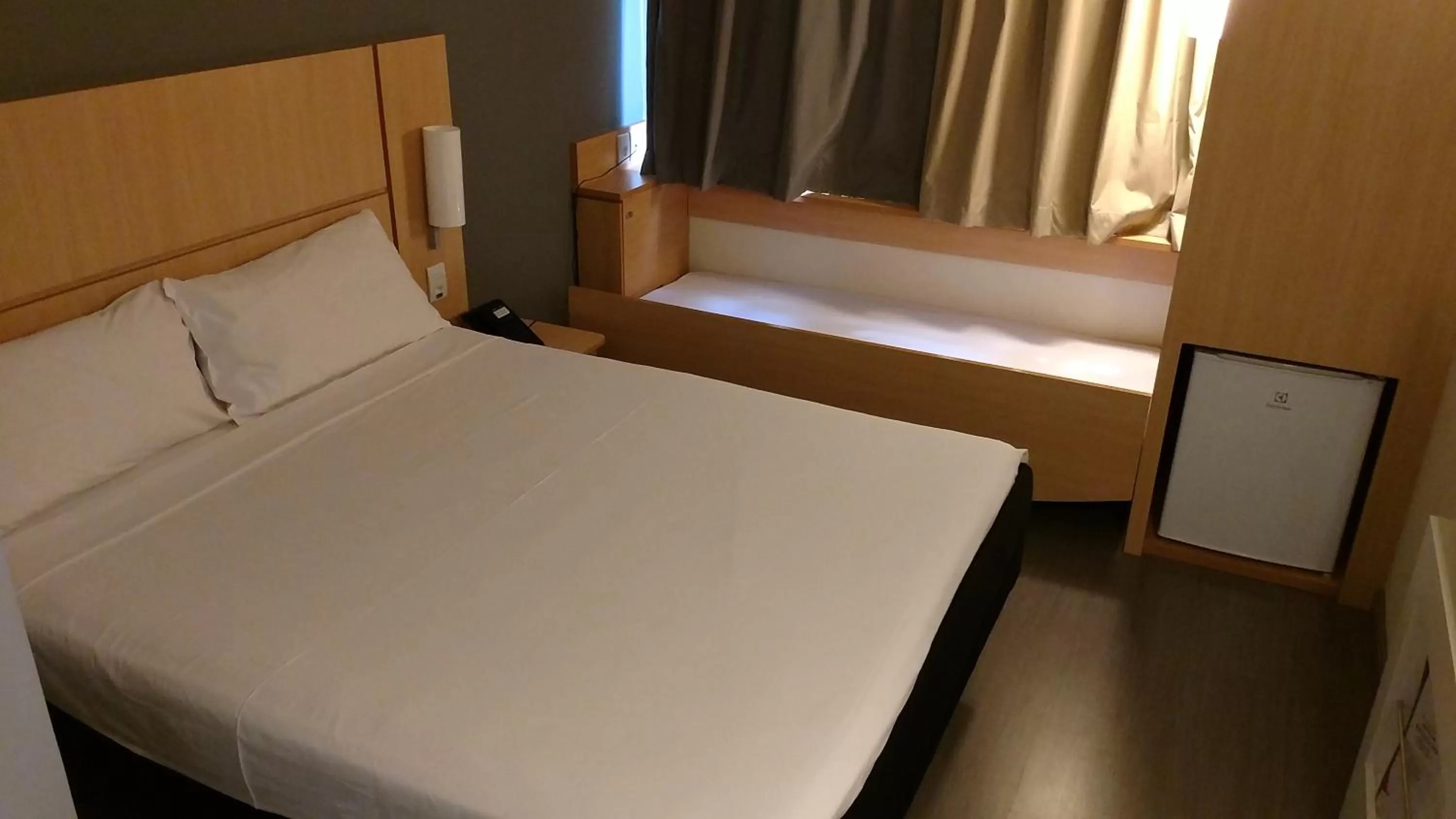 Bed in ibis Catalao