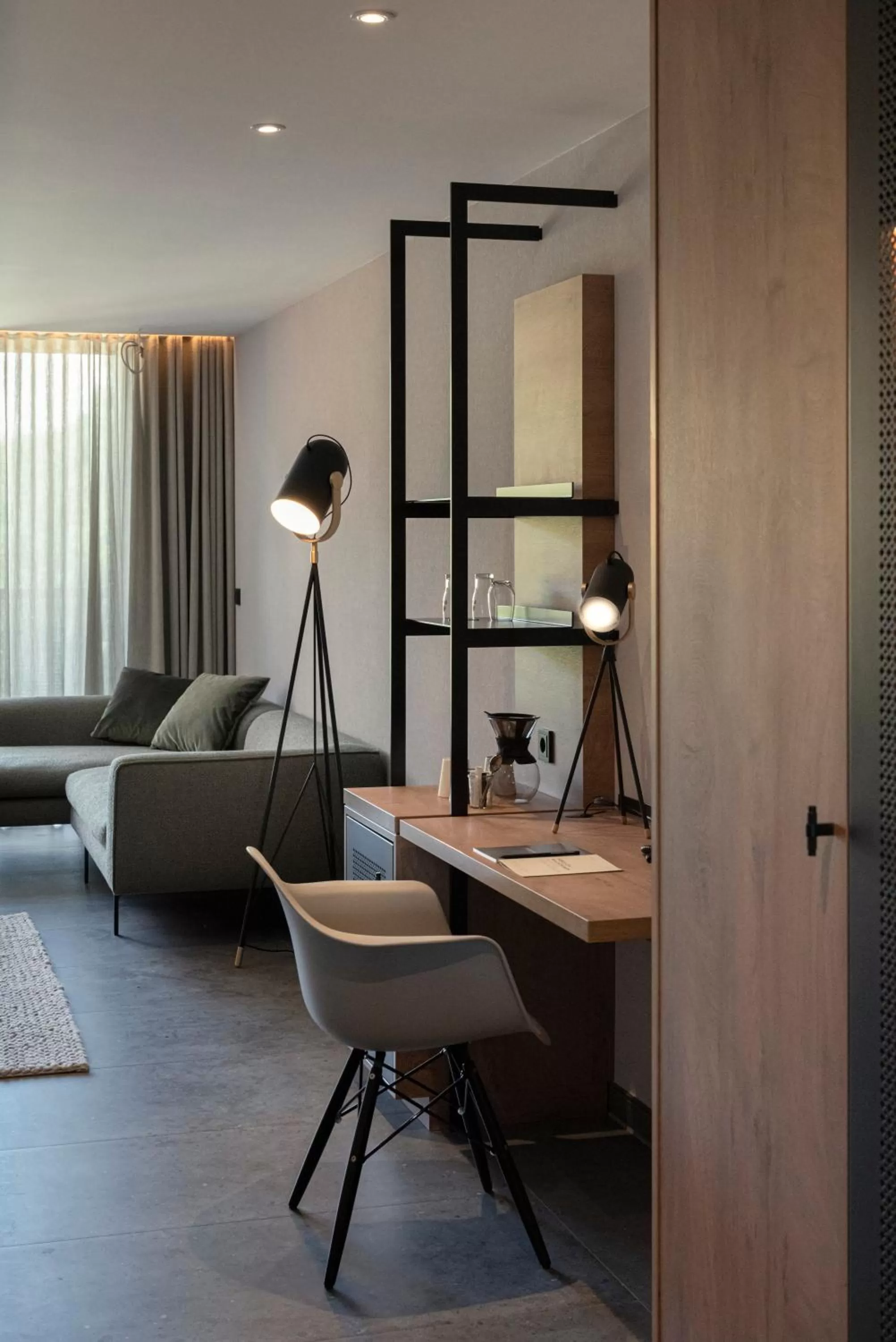 Living room, Bed in Hotel VierJahreszeiten am Seilersee