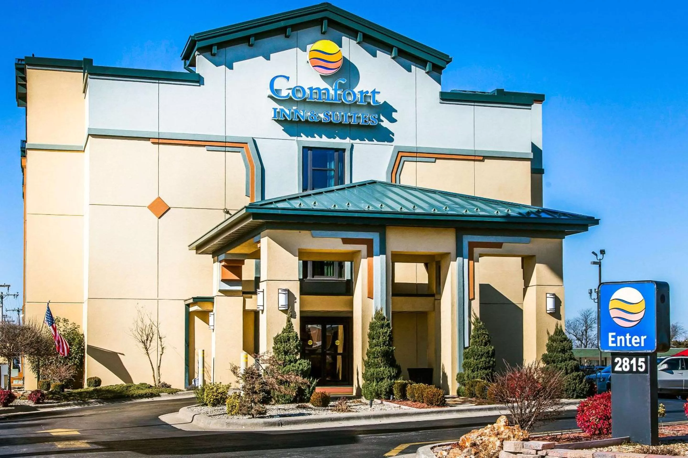 Property building in Comfort Inn & Suites Springfield I-44