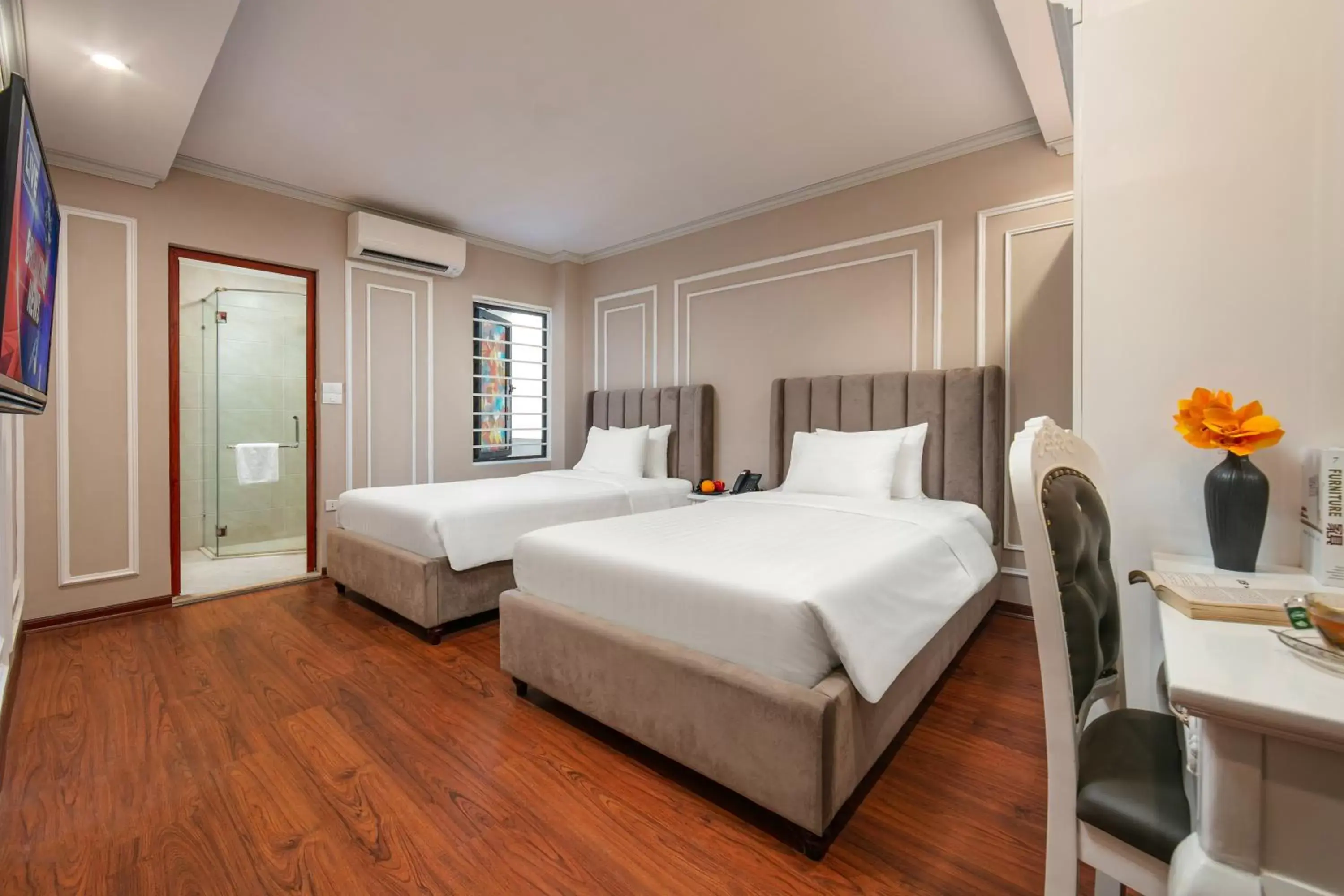 Deluxe Twin Room in MIA HOTEL Deluxe Twin Room in MIA HOTEL