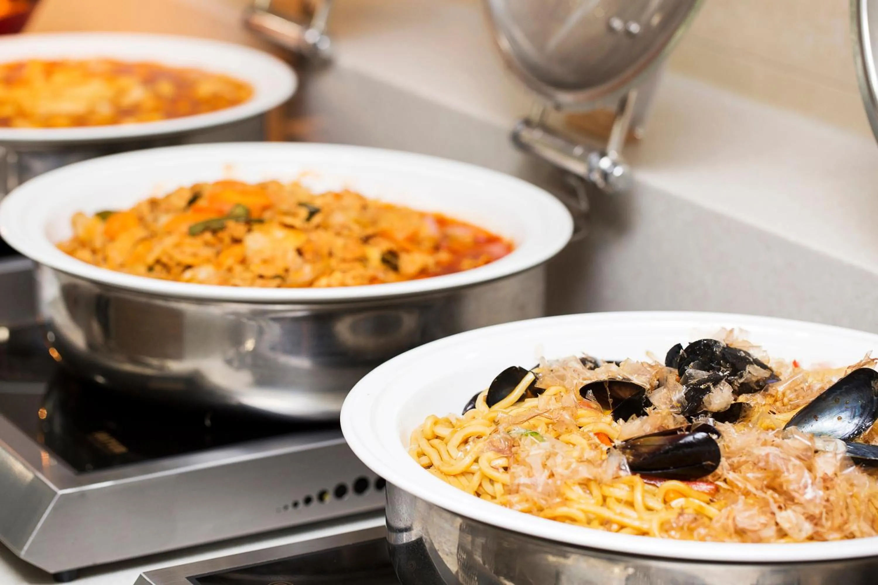 Restaurant/places to eat in Ramada by Wyndham Jeju City Hall