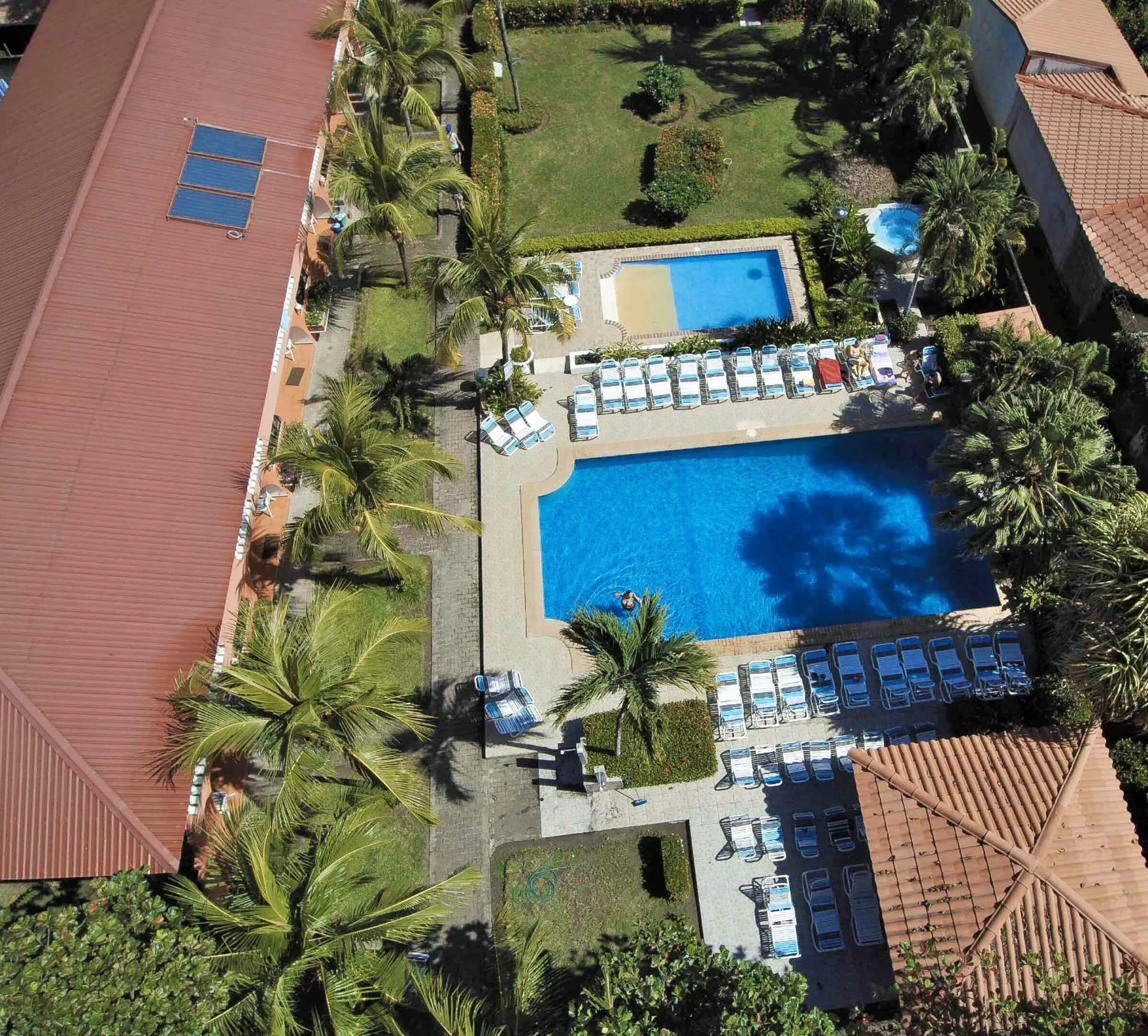 Garden in Apartotel Flamboyant