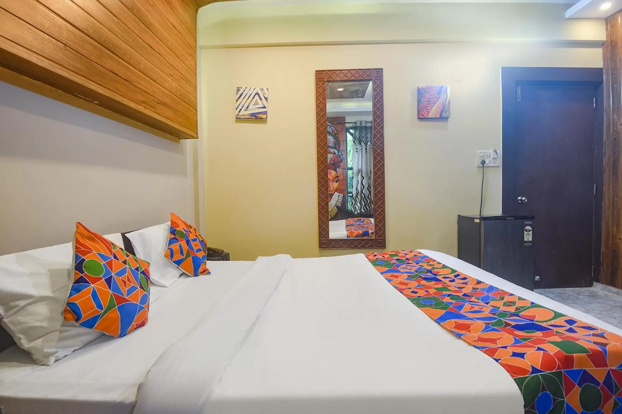 Bed in FabExpress Corinthia Boutique Rooms - Nr Candolim Beach