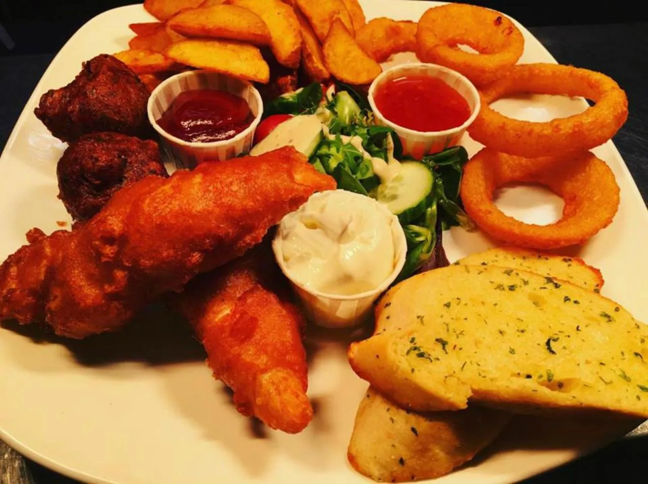 Lunch in Chieftain Hotel