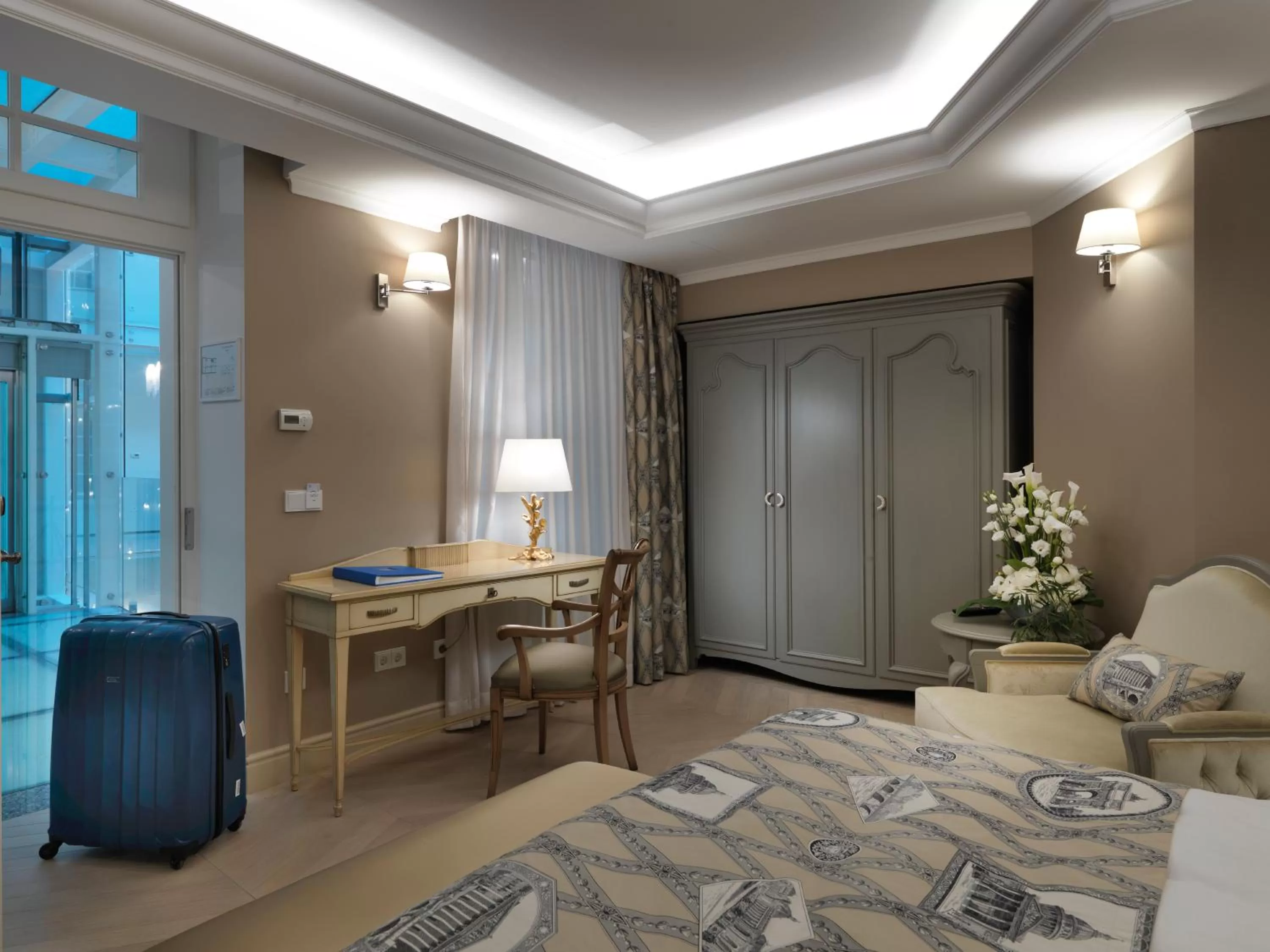 Photo of the whole room, Bed in Relais Le Chevalier