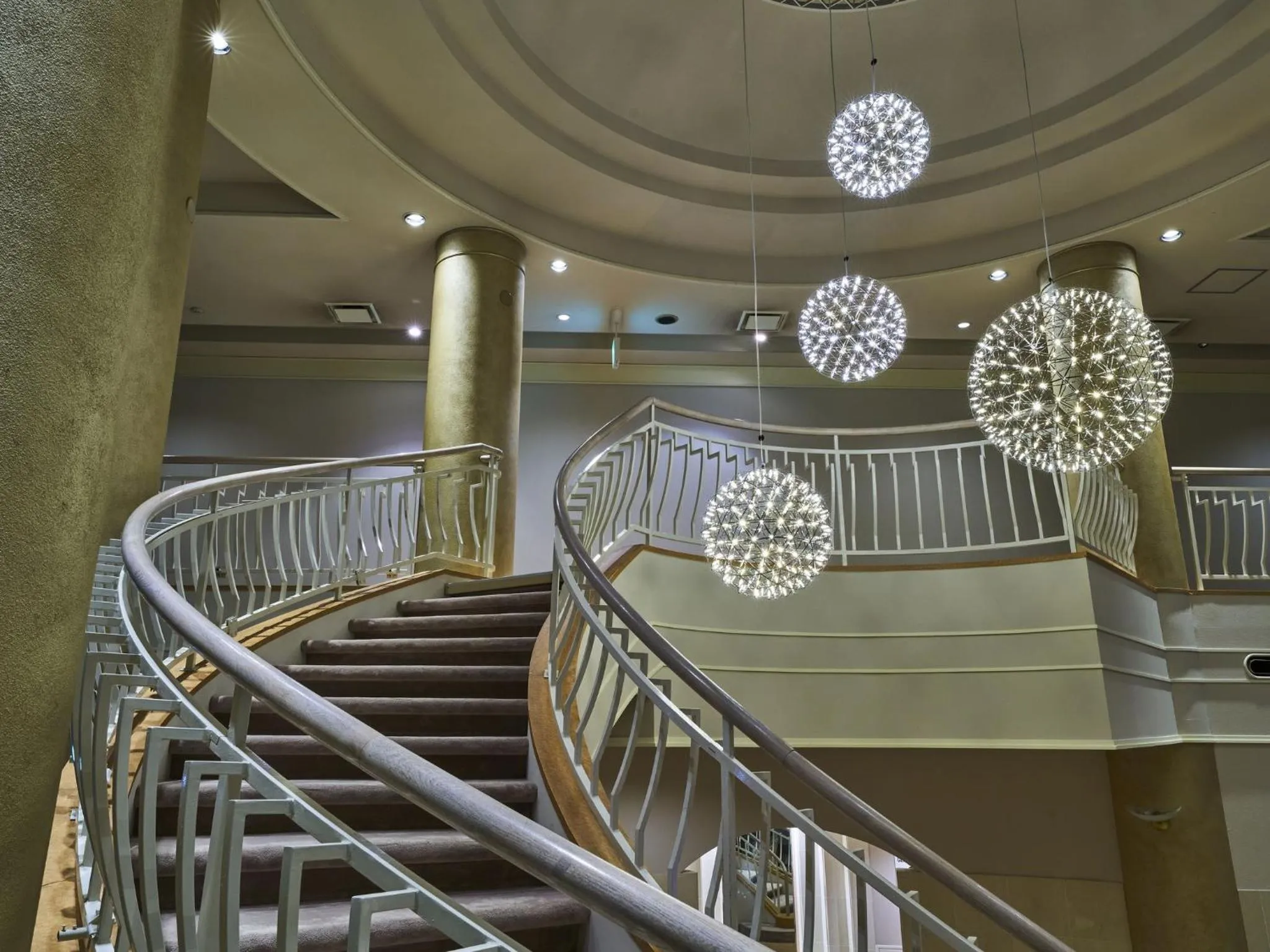 Communal lounge/ TV room in Hotel Village Izukogen