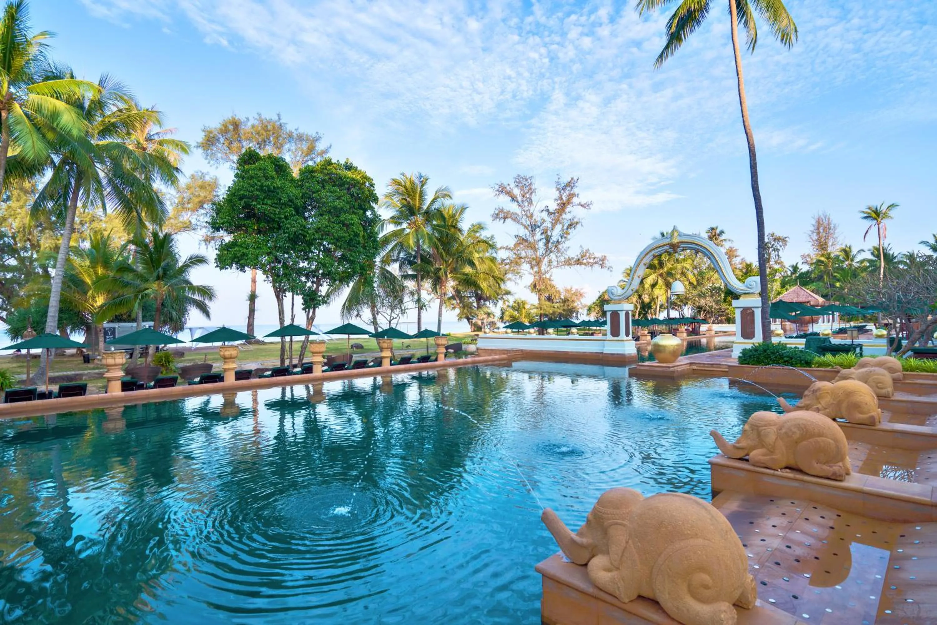 Swimming pool in JW Marriott Phuket Resort and Spa