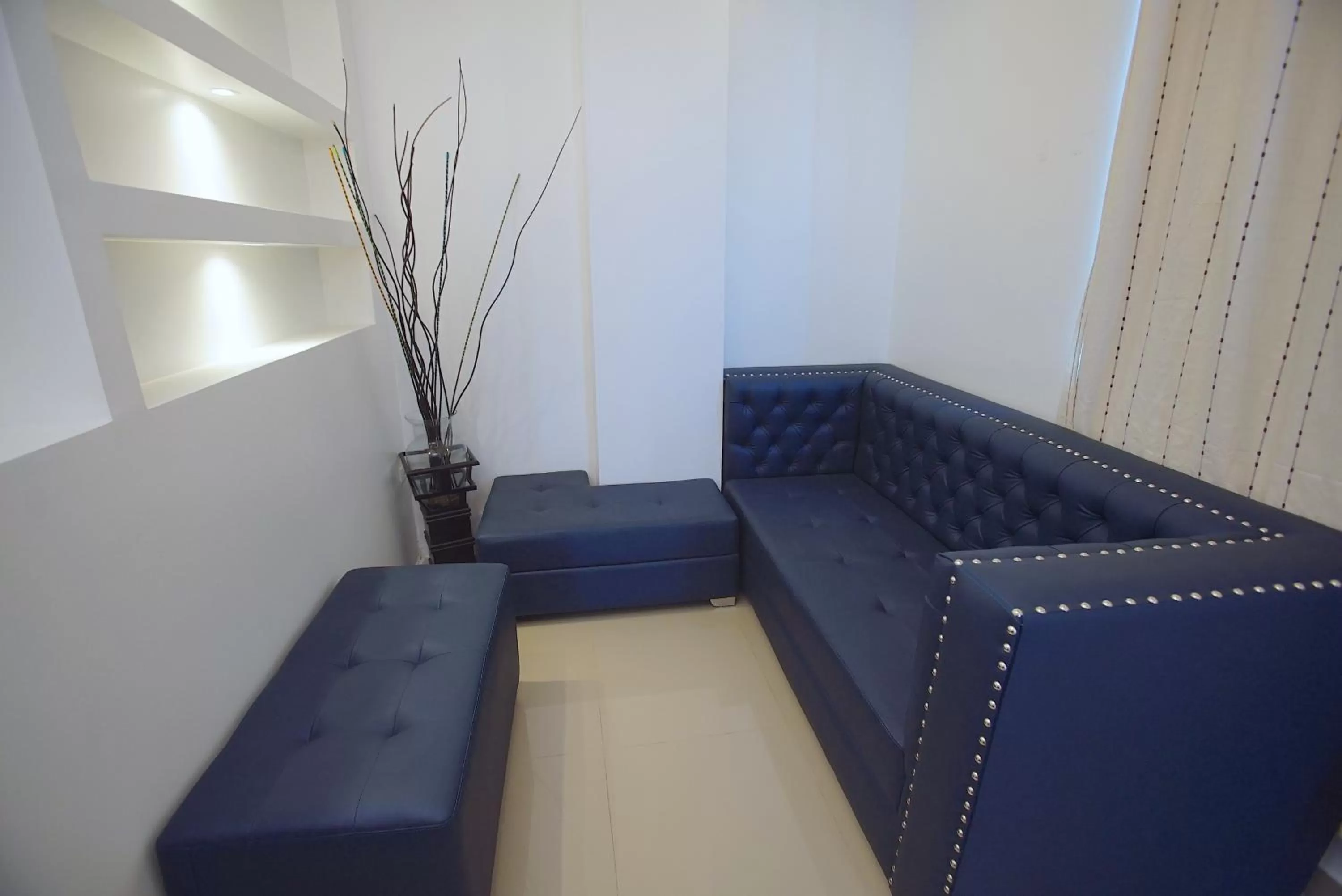 Living room in Hotel Ucla Center