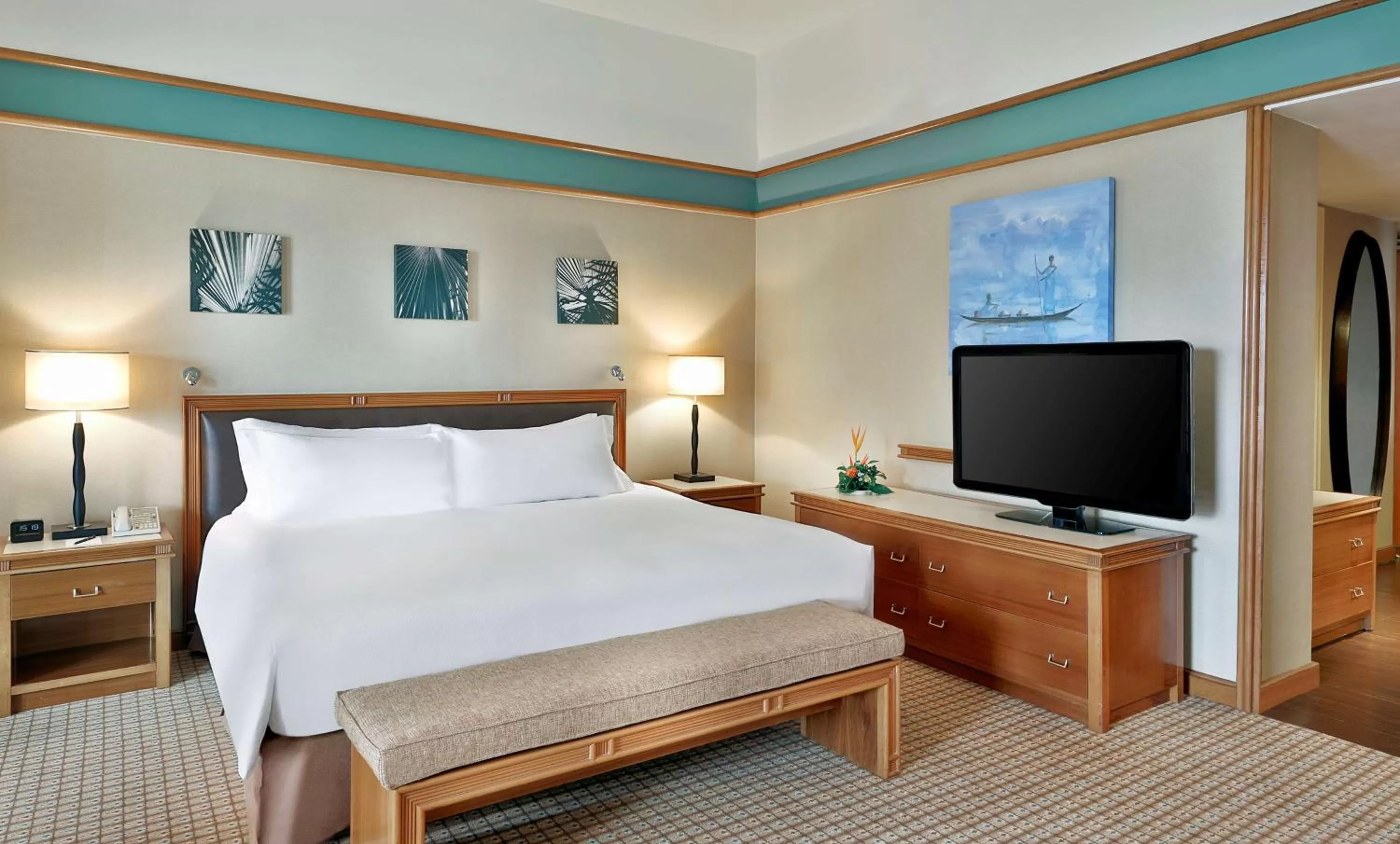 Bedroom, Bed in Hilton Yaounde