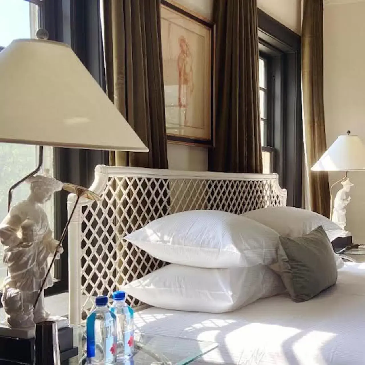 Deluxe King Room in The Truitt Deluxe King Room in The Truitt