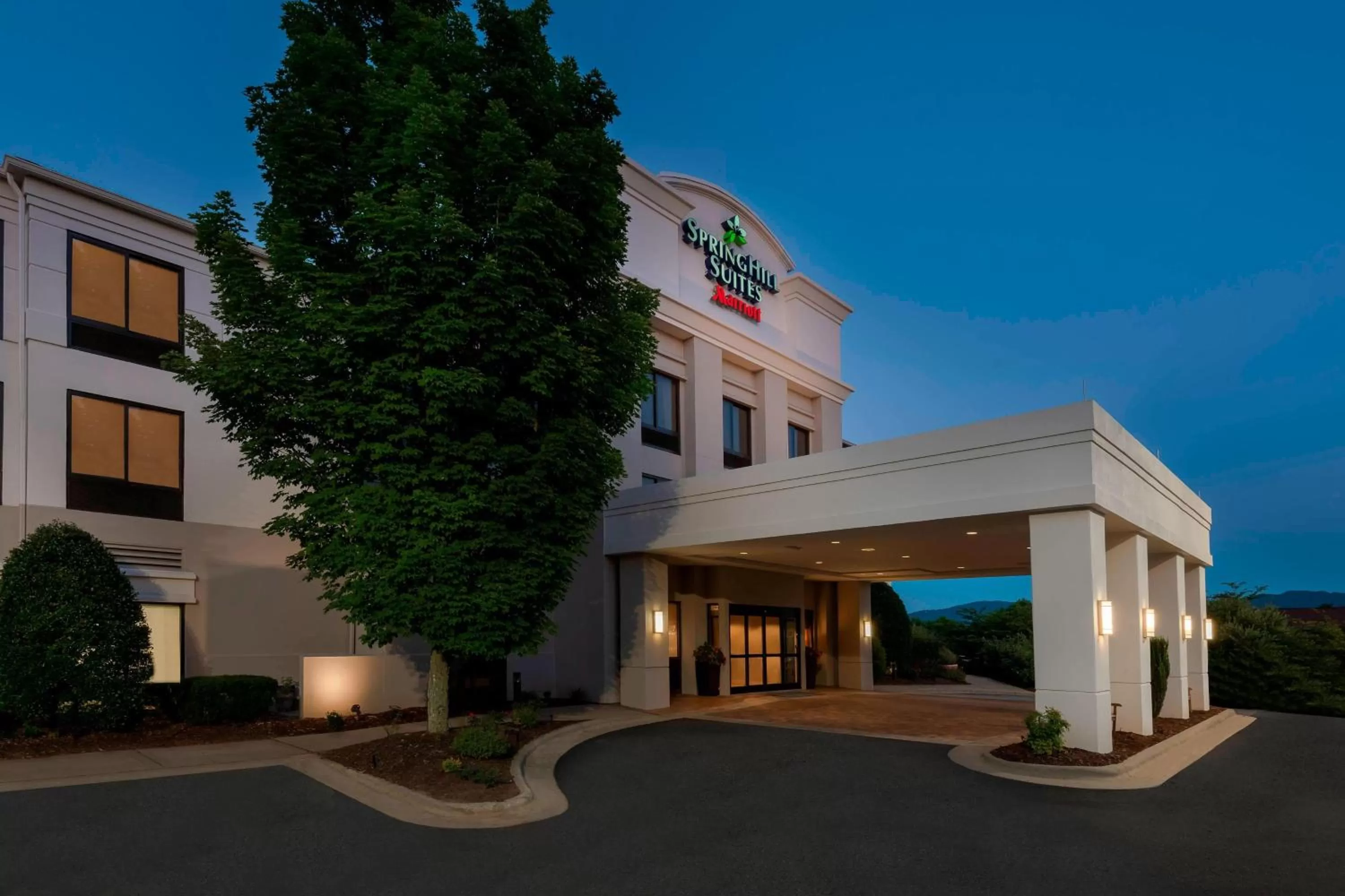 Property building in SpringHill Suites Asheville