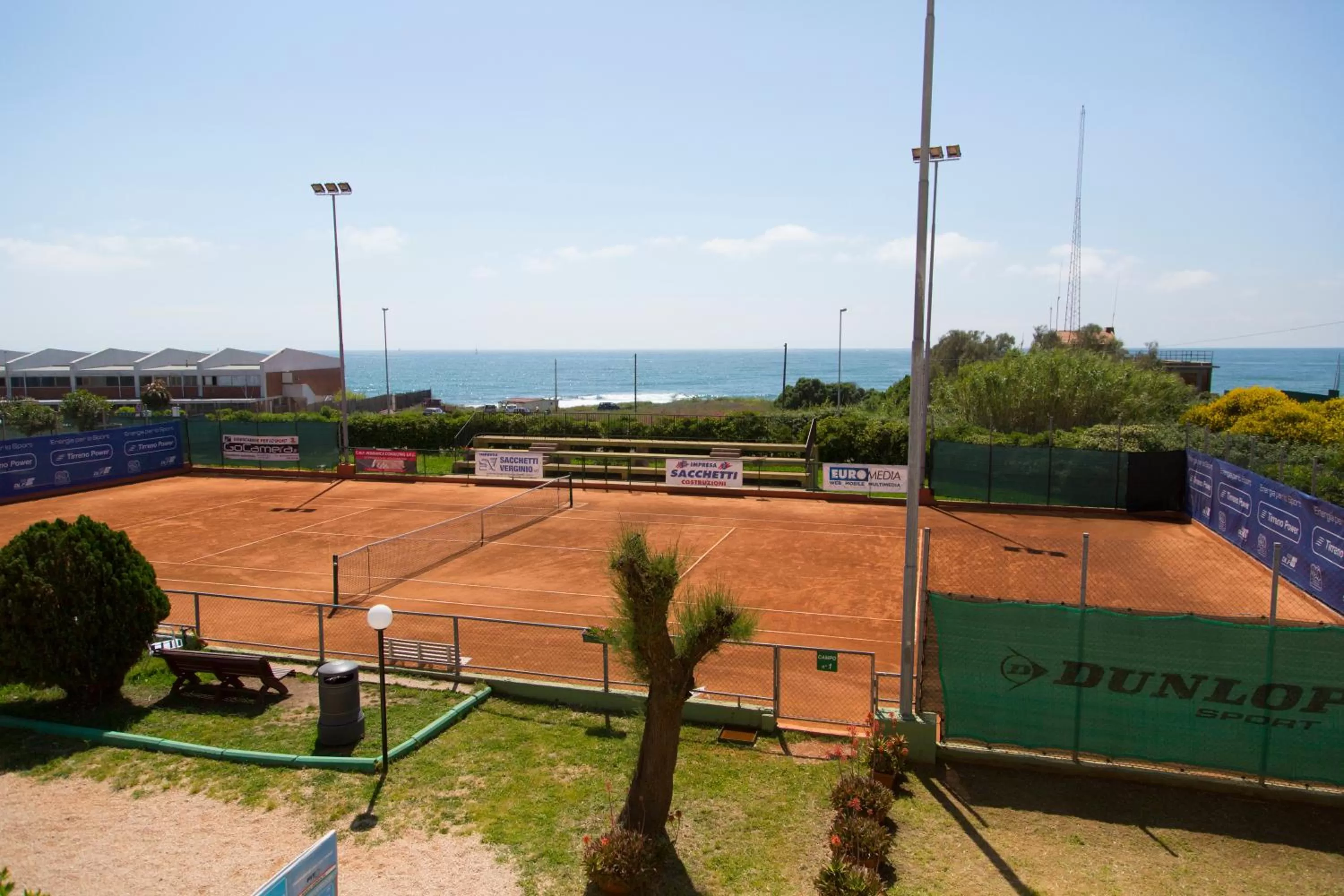 Tennis court in Sunbay Park Hotel