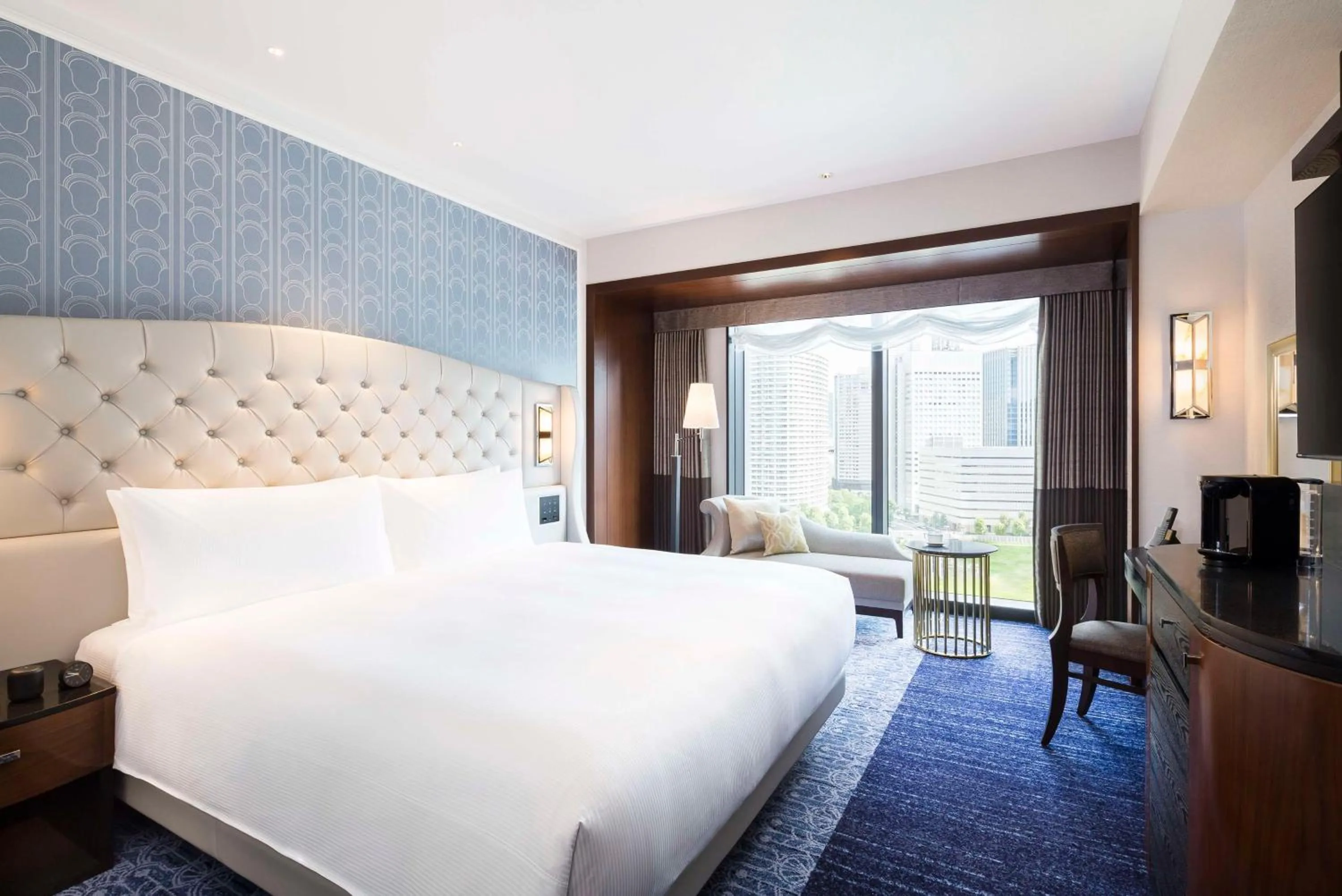 Bed in Hilton Yokohama