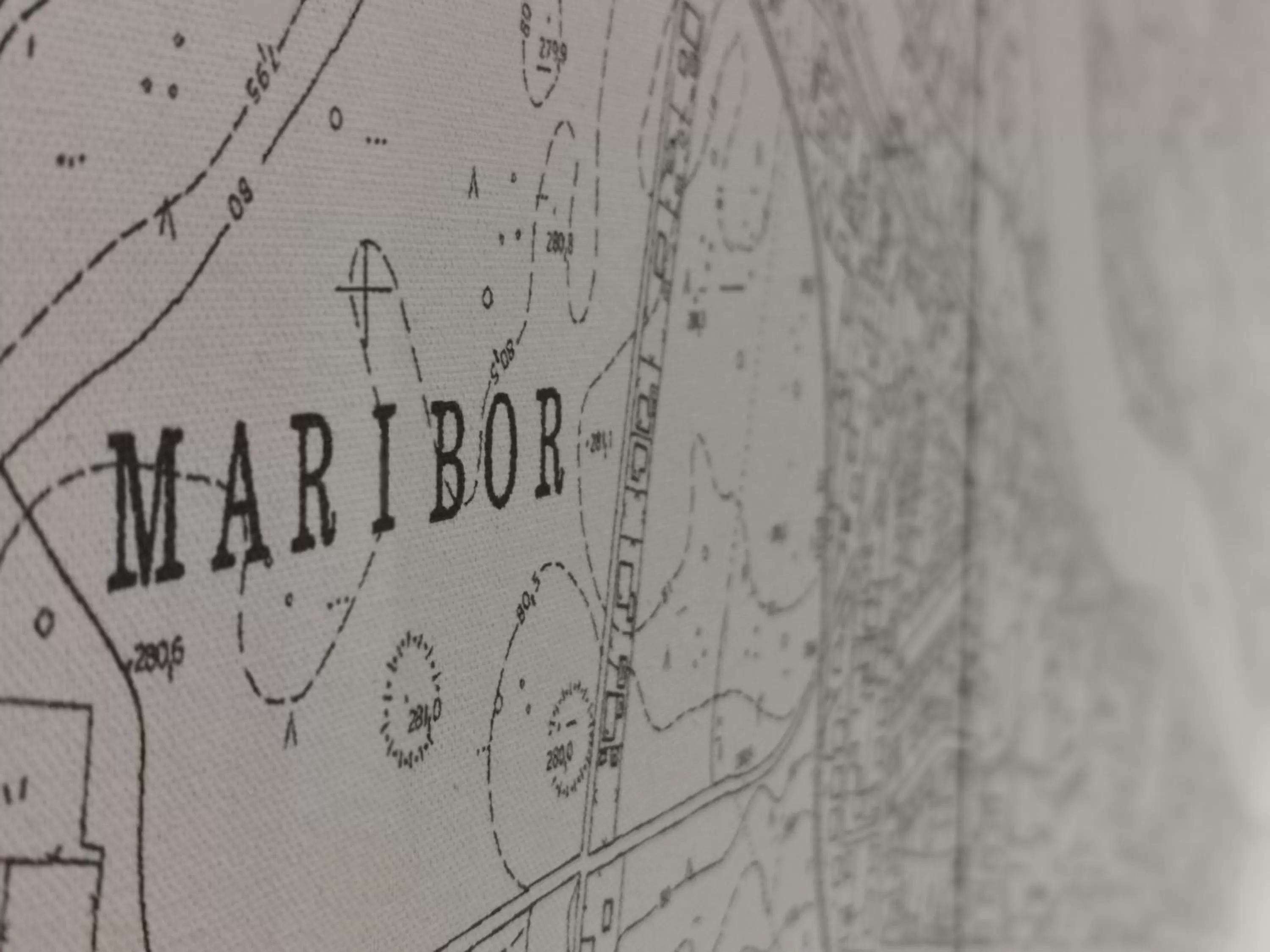 Logo/Certificate/Sign in Hotel CityMap Maribor