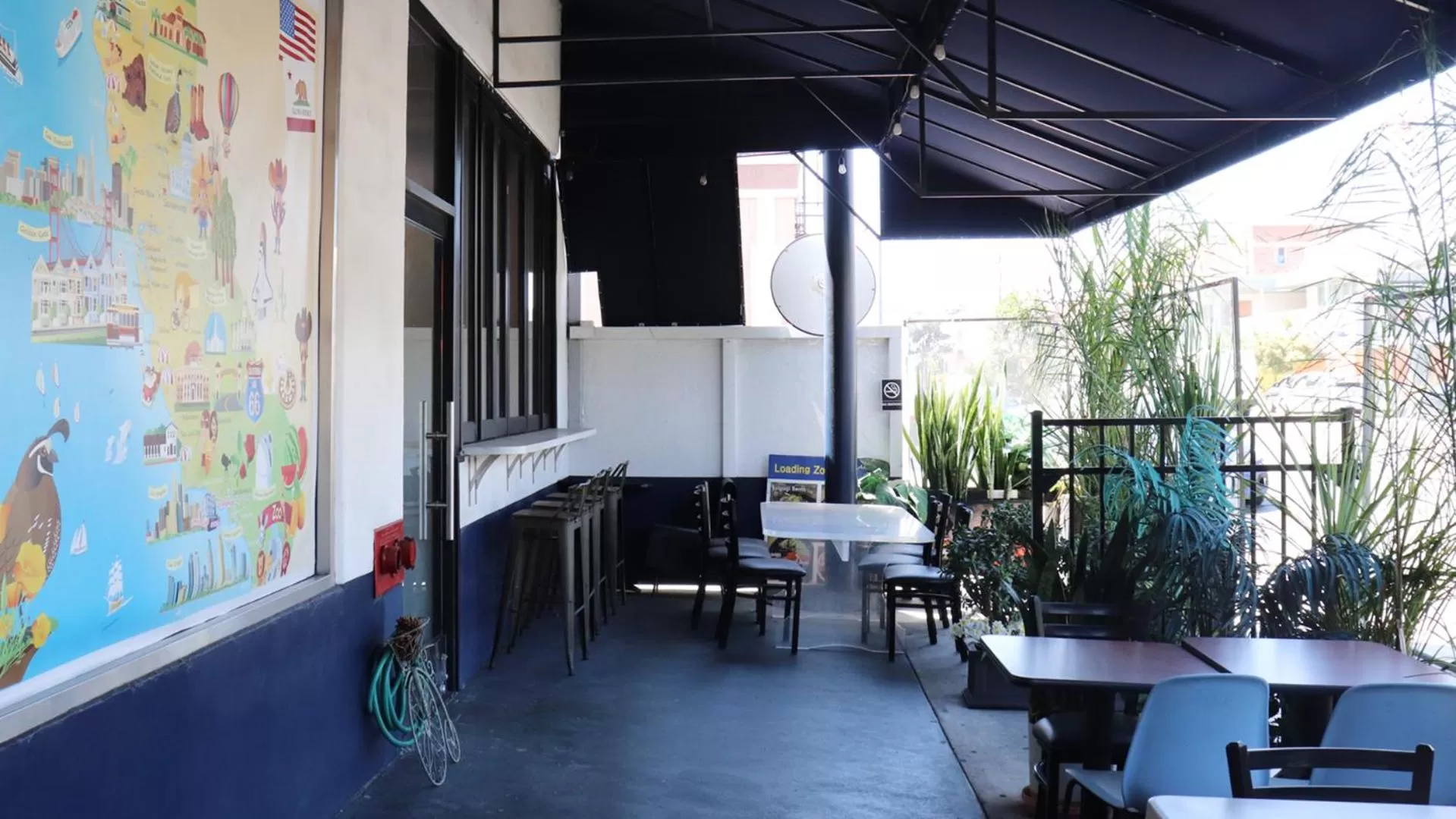Patio in Hometel Suites