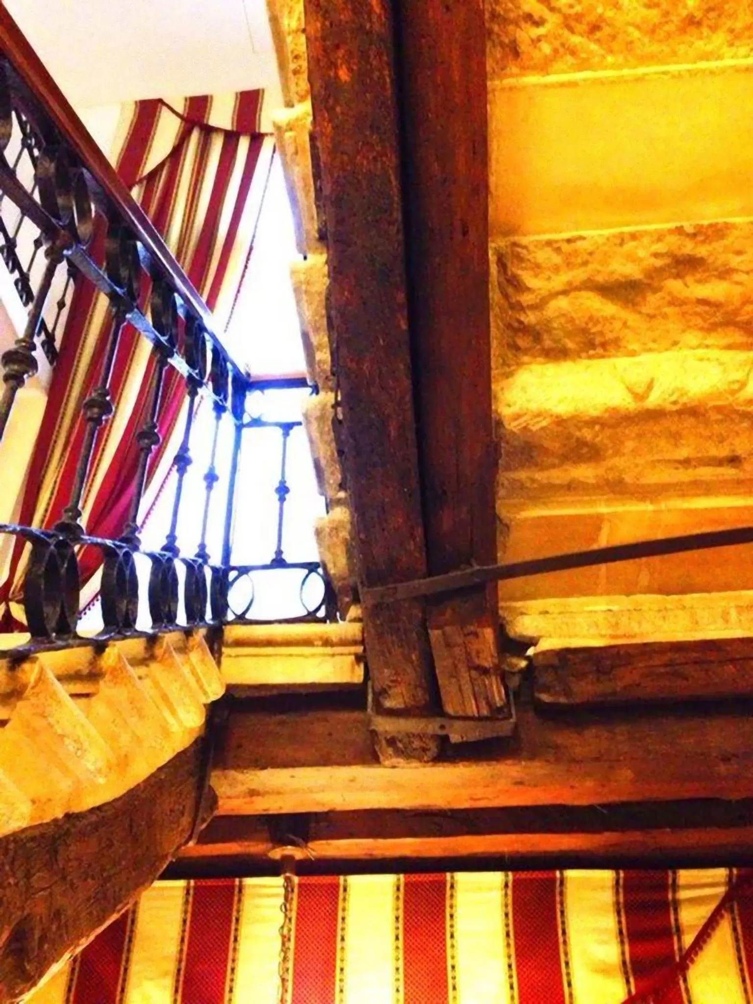 Decorative detail in All’Angelo Art Hotel