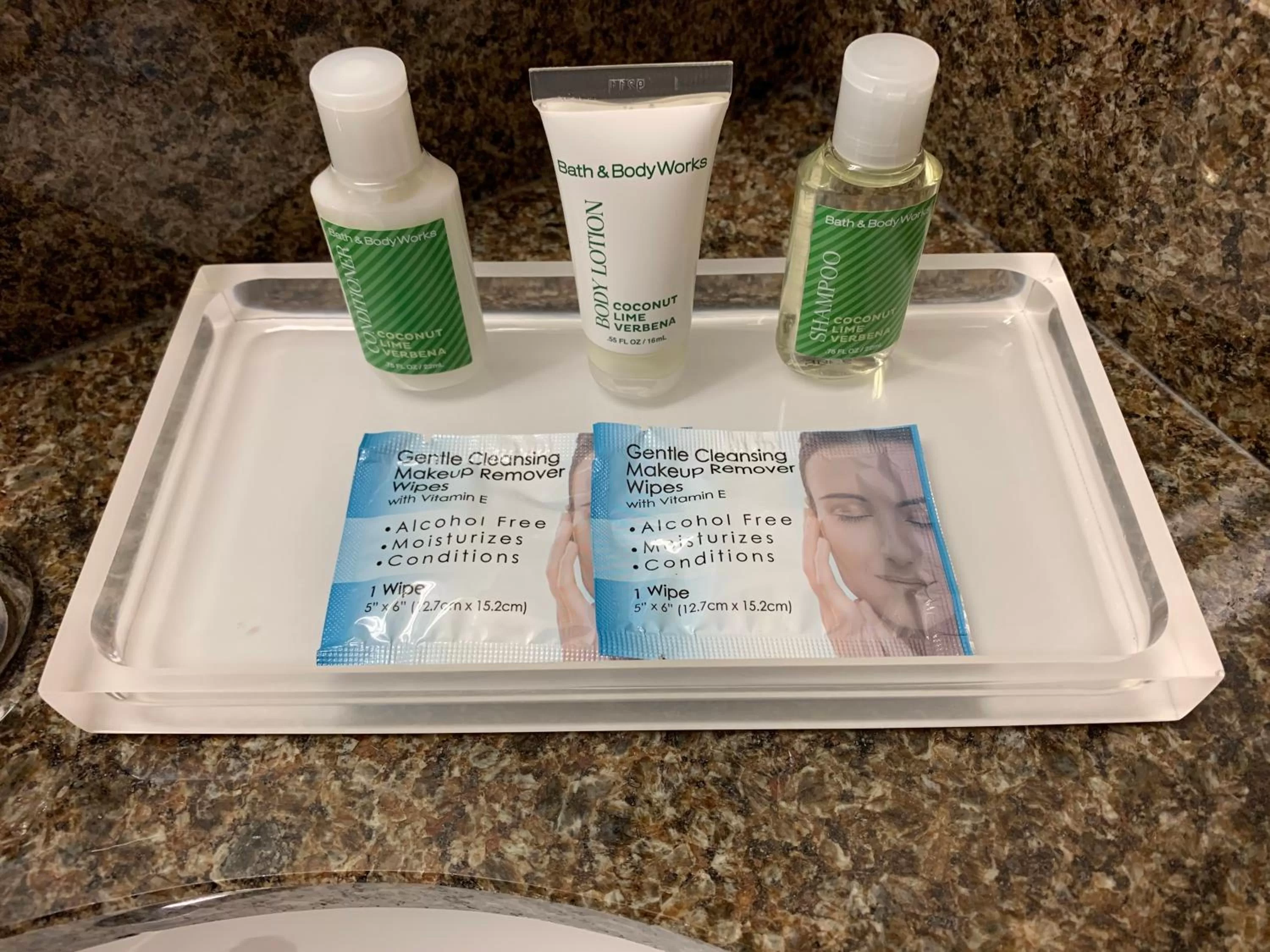 Bedroom in Holiday Inn Johnstown-Downtown by IHG