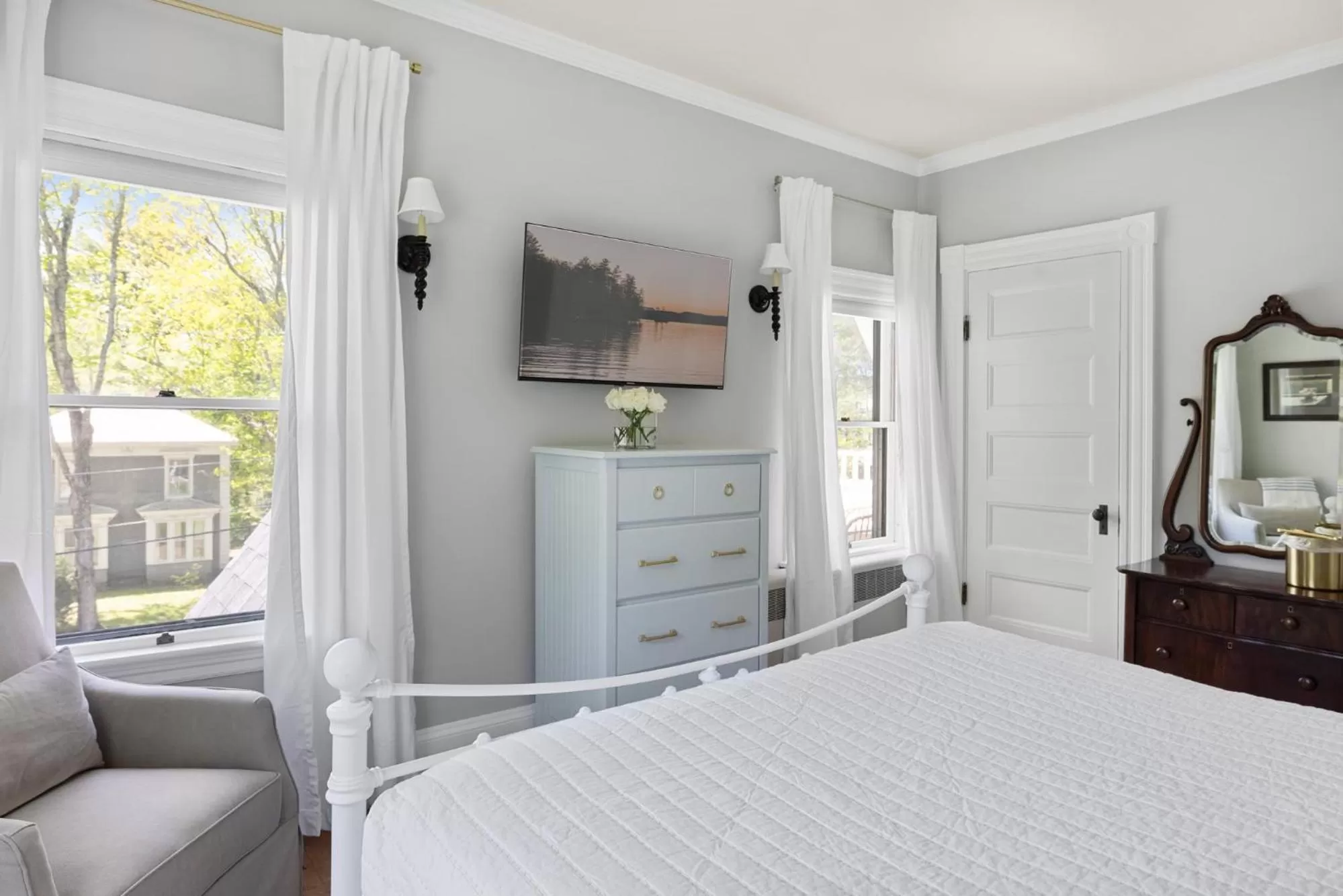 Bedroom, Bed in Noble House Inn