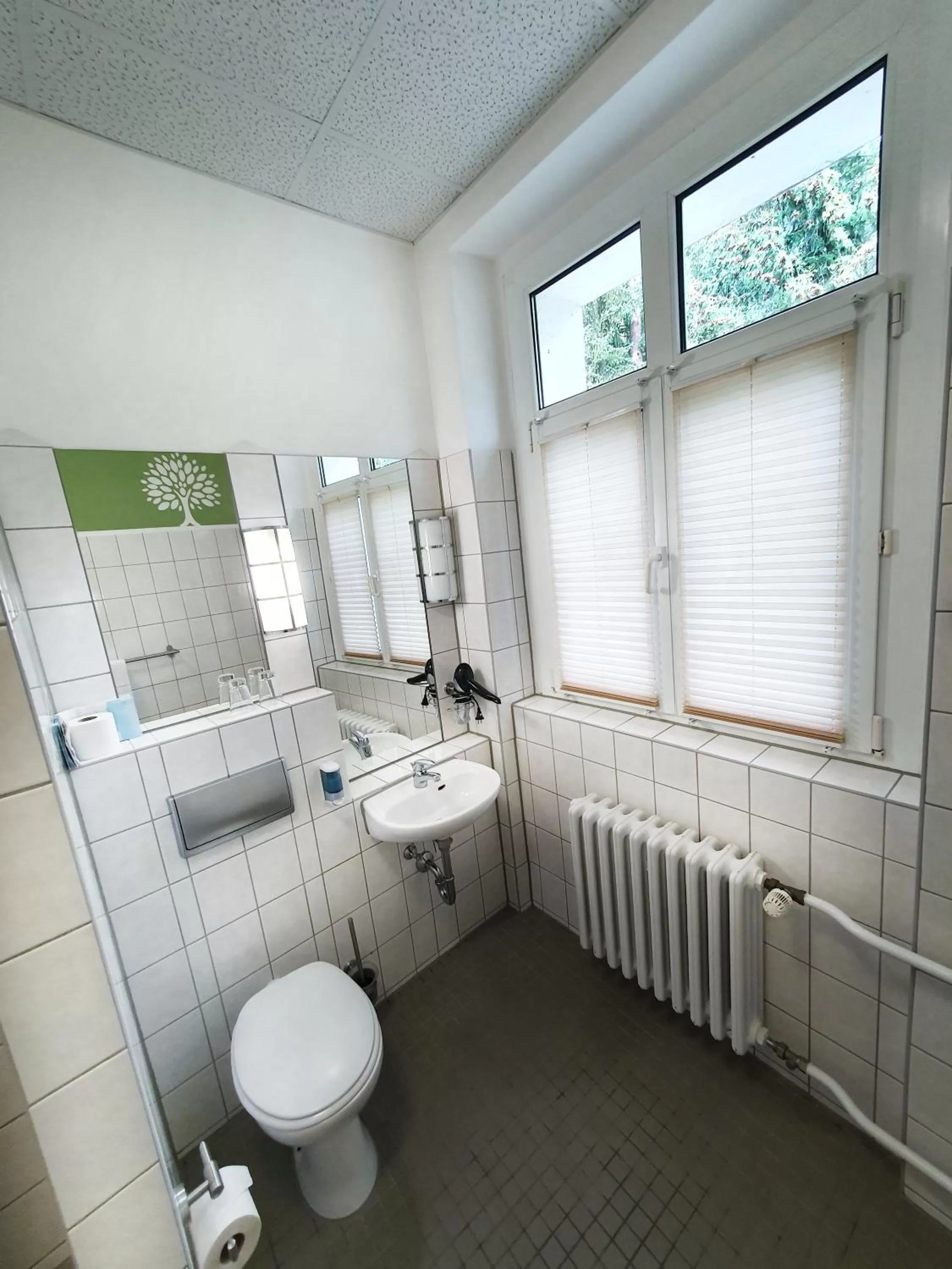 Bathroom in Waldhotel am See Berlin-Schmöckwitz