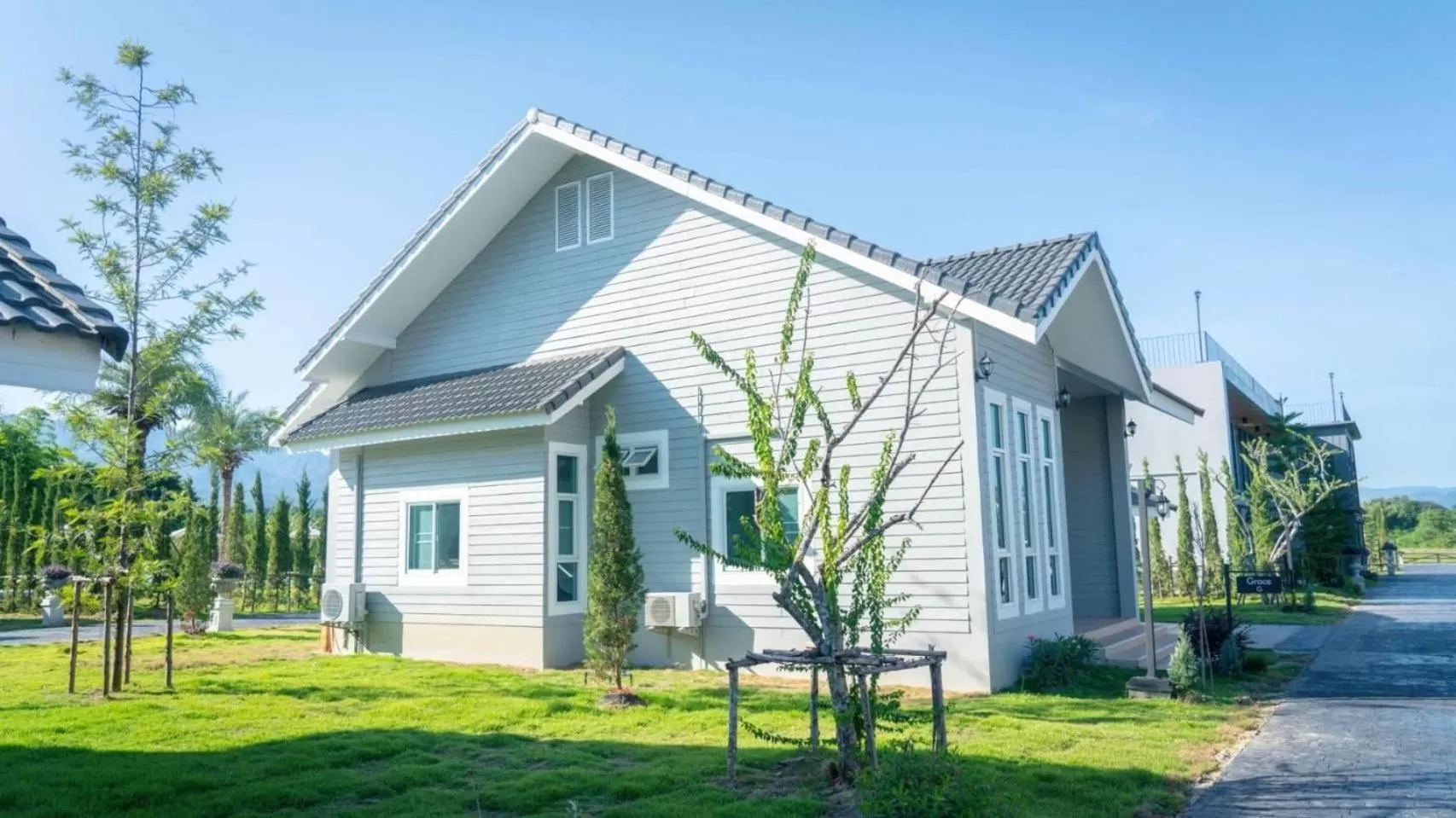 On site in PAI LAMUN VALLEY