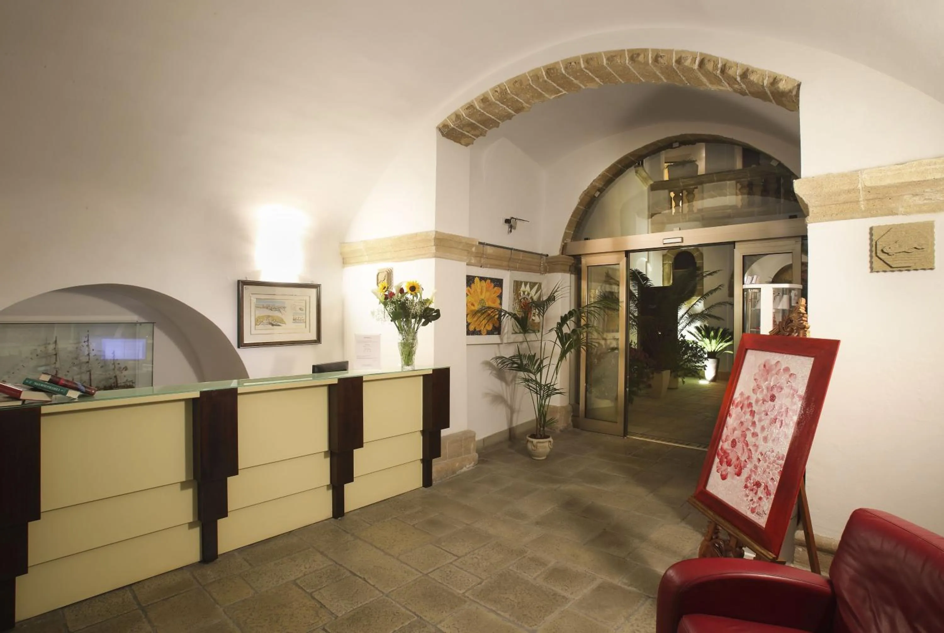 Lobby or reception in Al Pescatore Hotel & Restaurant