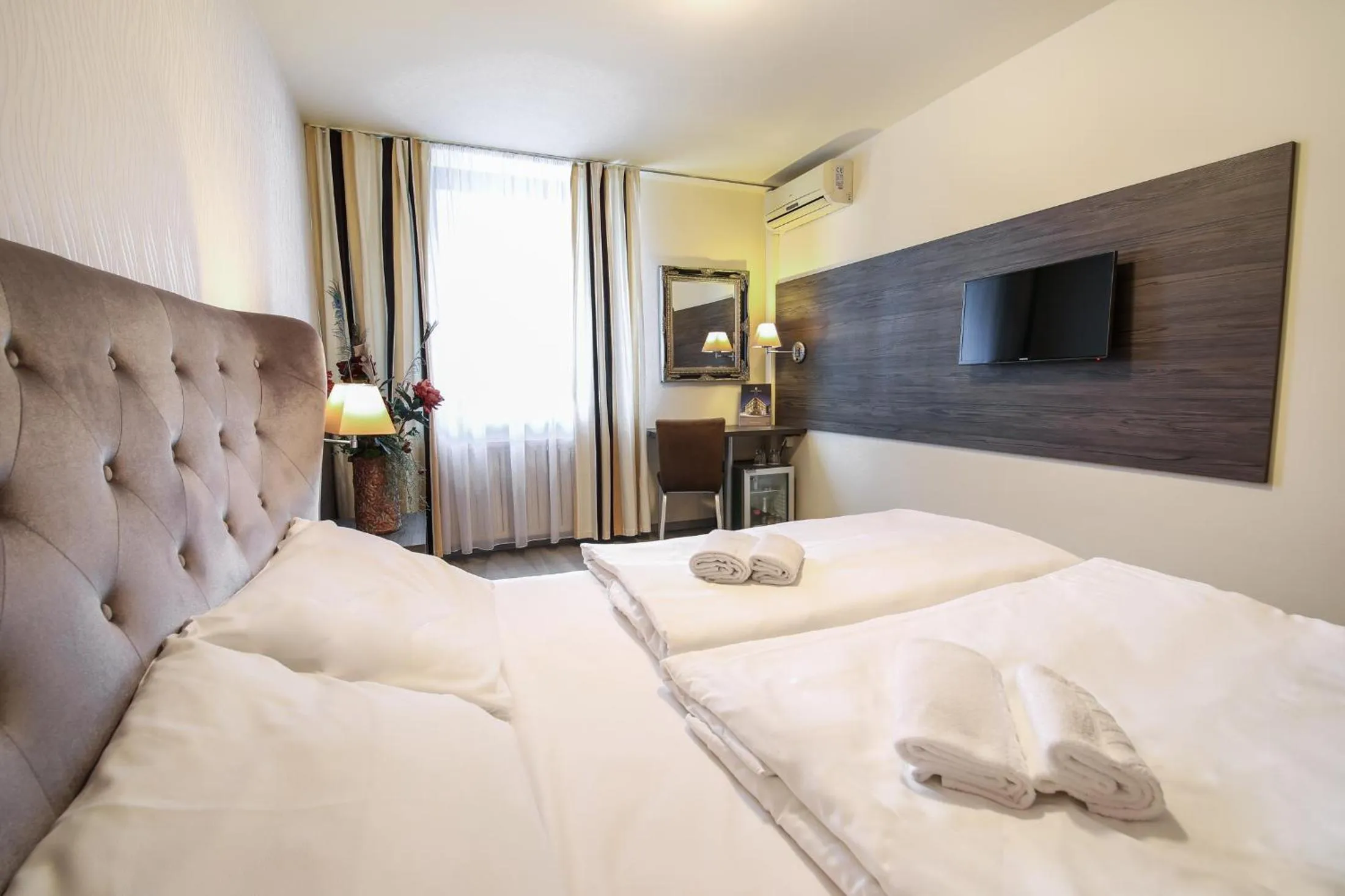 Photo of the whole room, Bed in Hotel Evropa