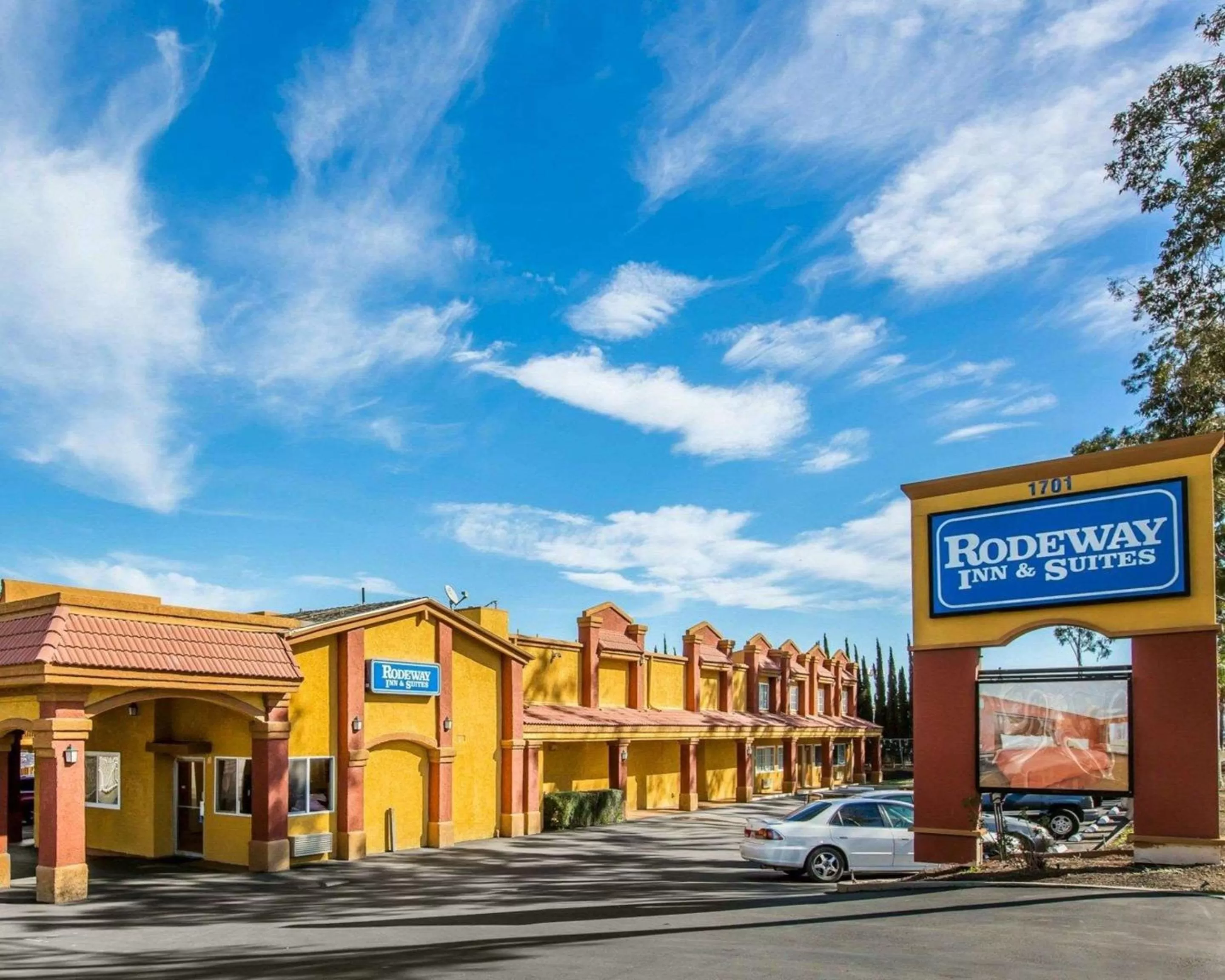 Property building in Rodeway Inn & Suites Corona
