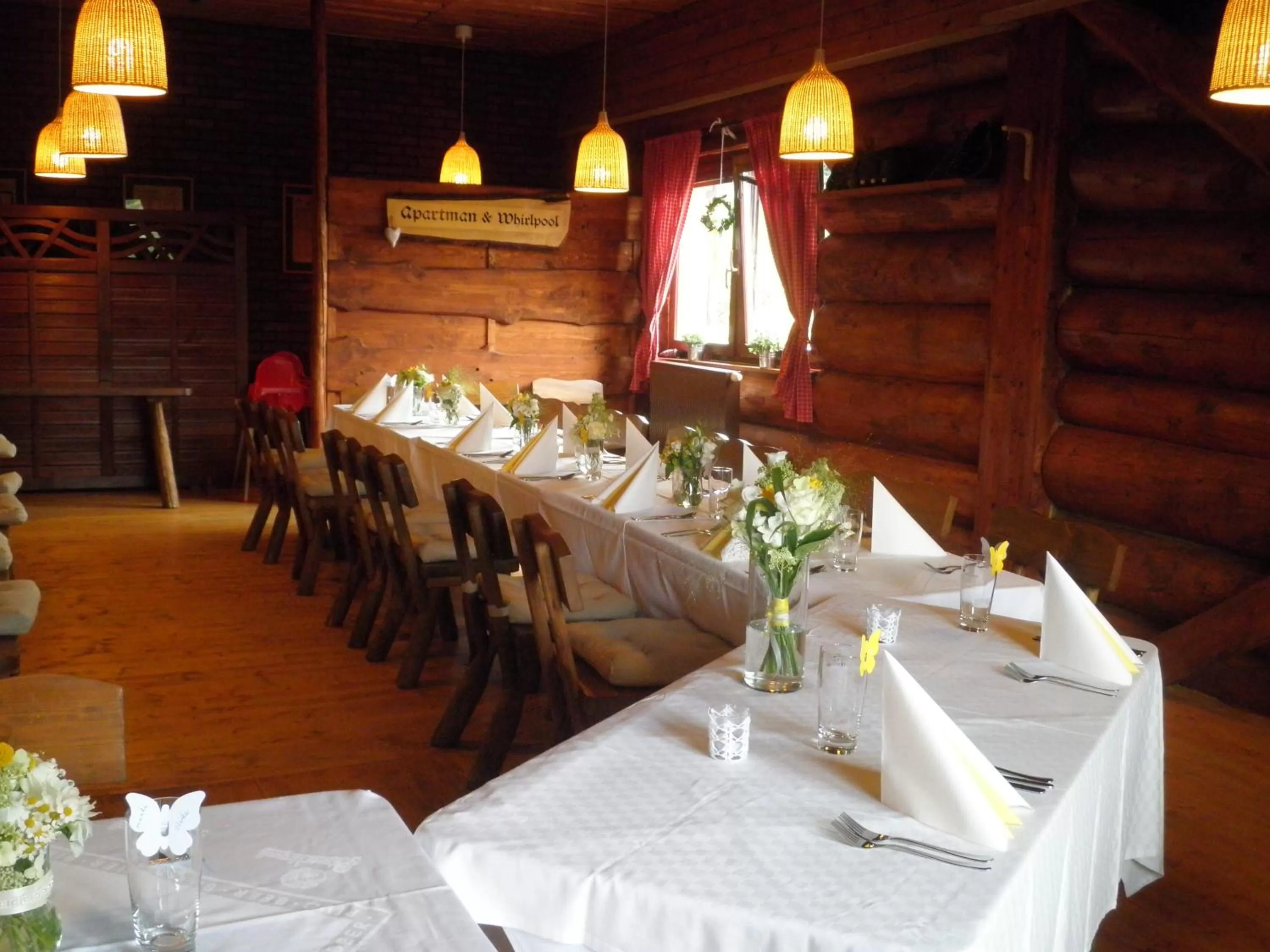 Restaurant/places to eat in Sport-hotel Šibeniční vrch