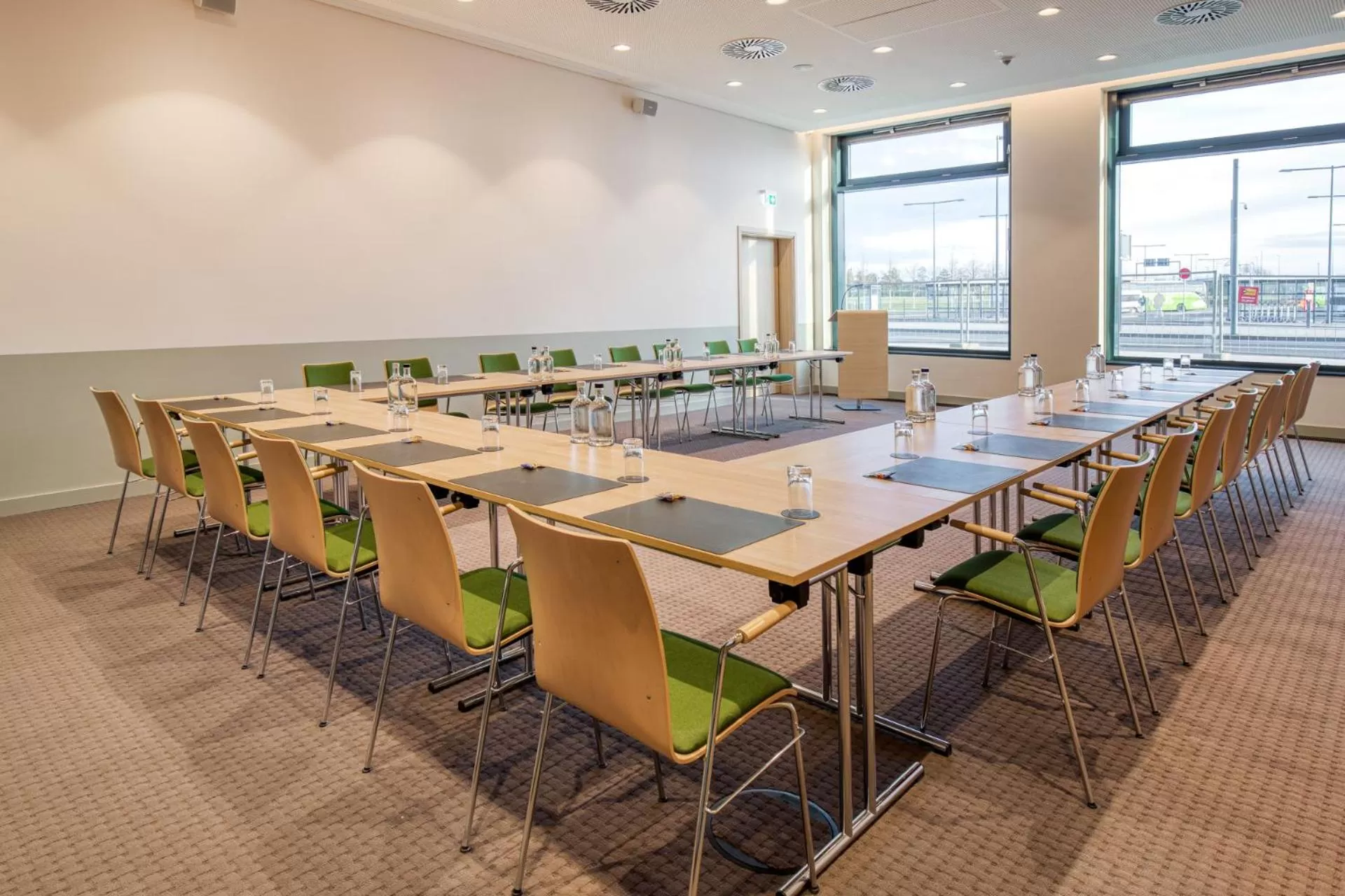 Meeting/conference room in IntercityHotel Berlin Airport BER Terminal 1 & 2