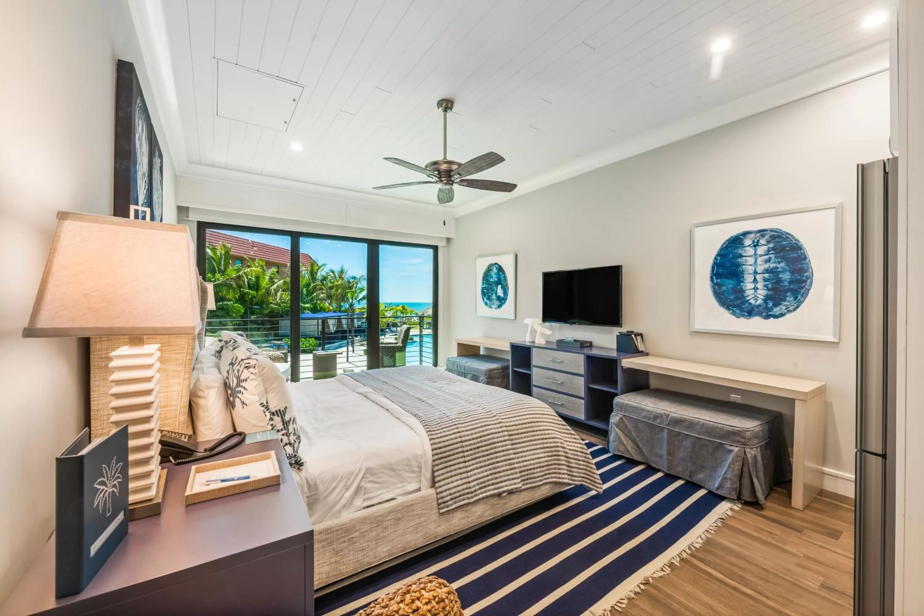 Bed in Anna Maria Beach Resort