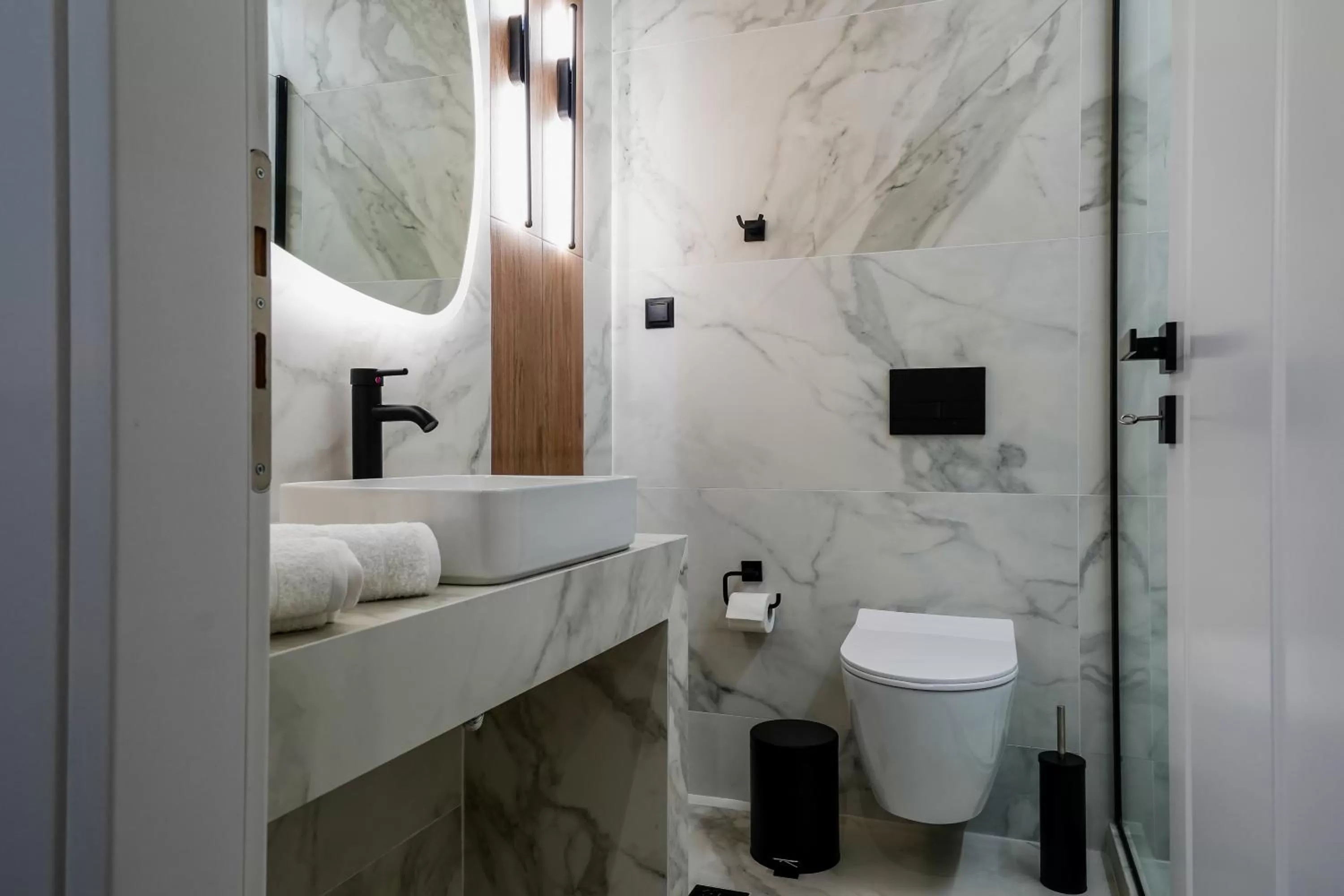 Toilet, Bathroom in CASA DIVINUS SUITES